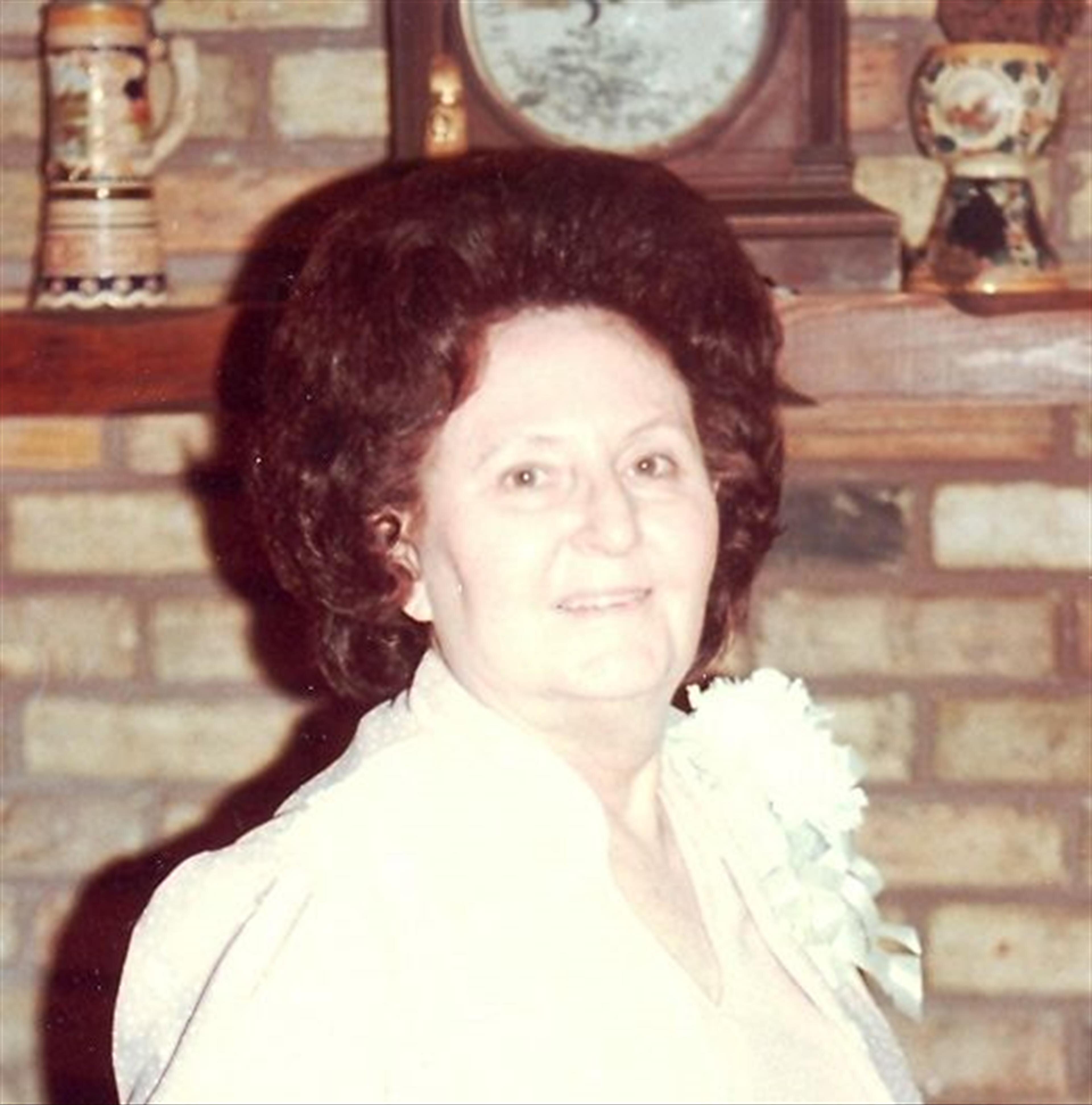 Mrs. Dorothy Hazel DeGraff