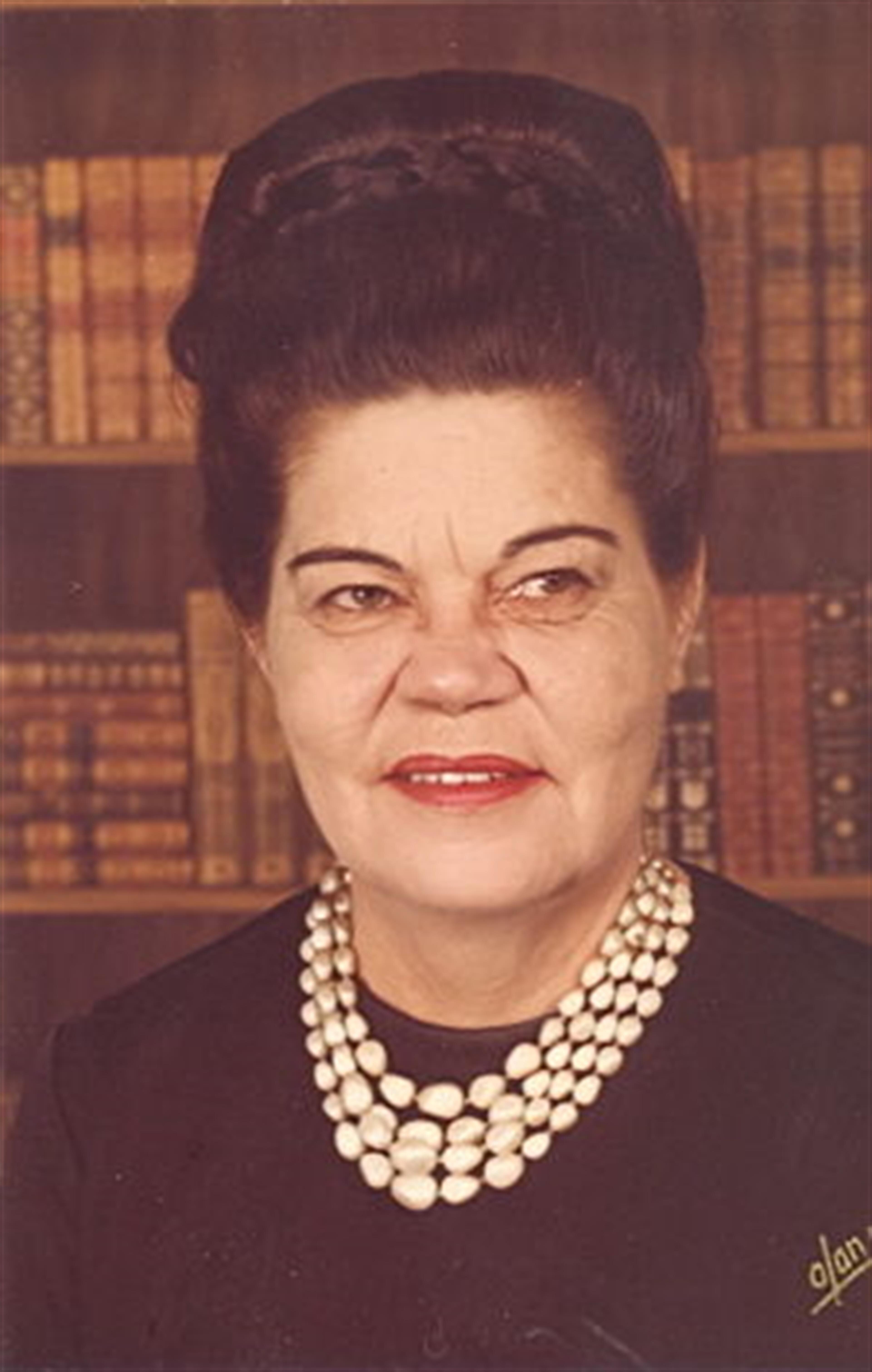 Mrs. Bettie McLain