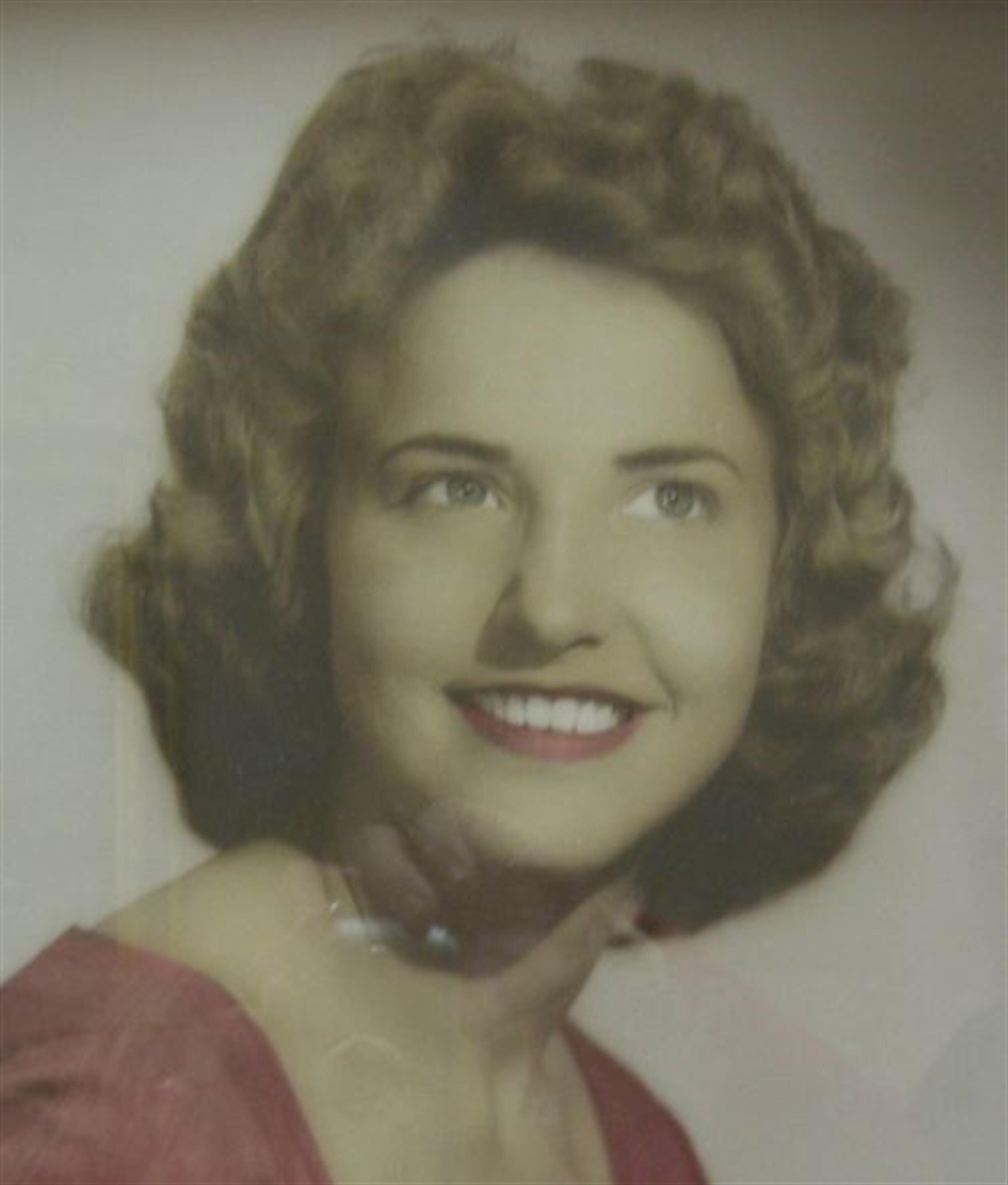 Mrs Eva Velayne Kelley