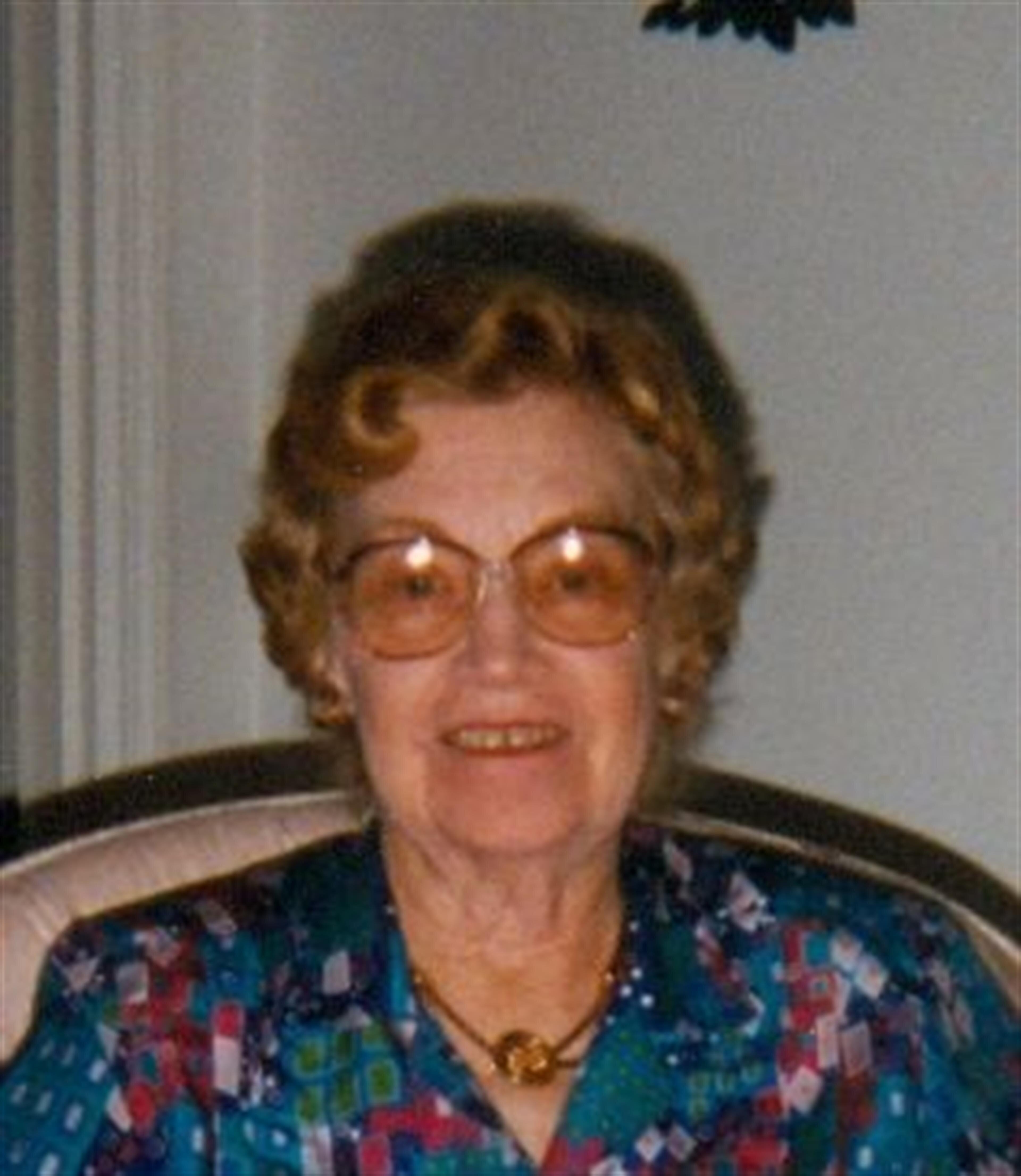 Helen L Macbeth