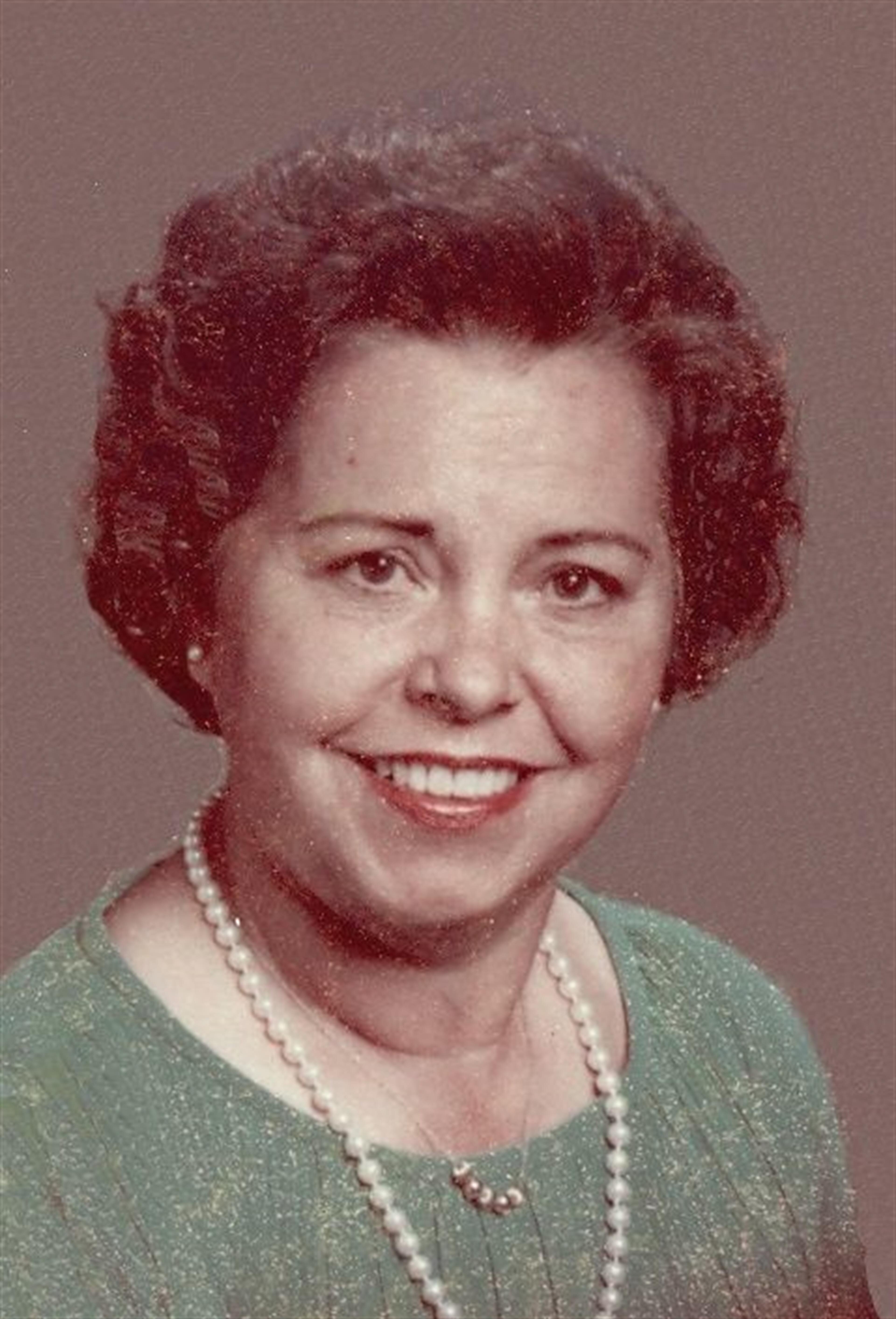 Mrs. Aurora dos Santos Perry