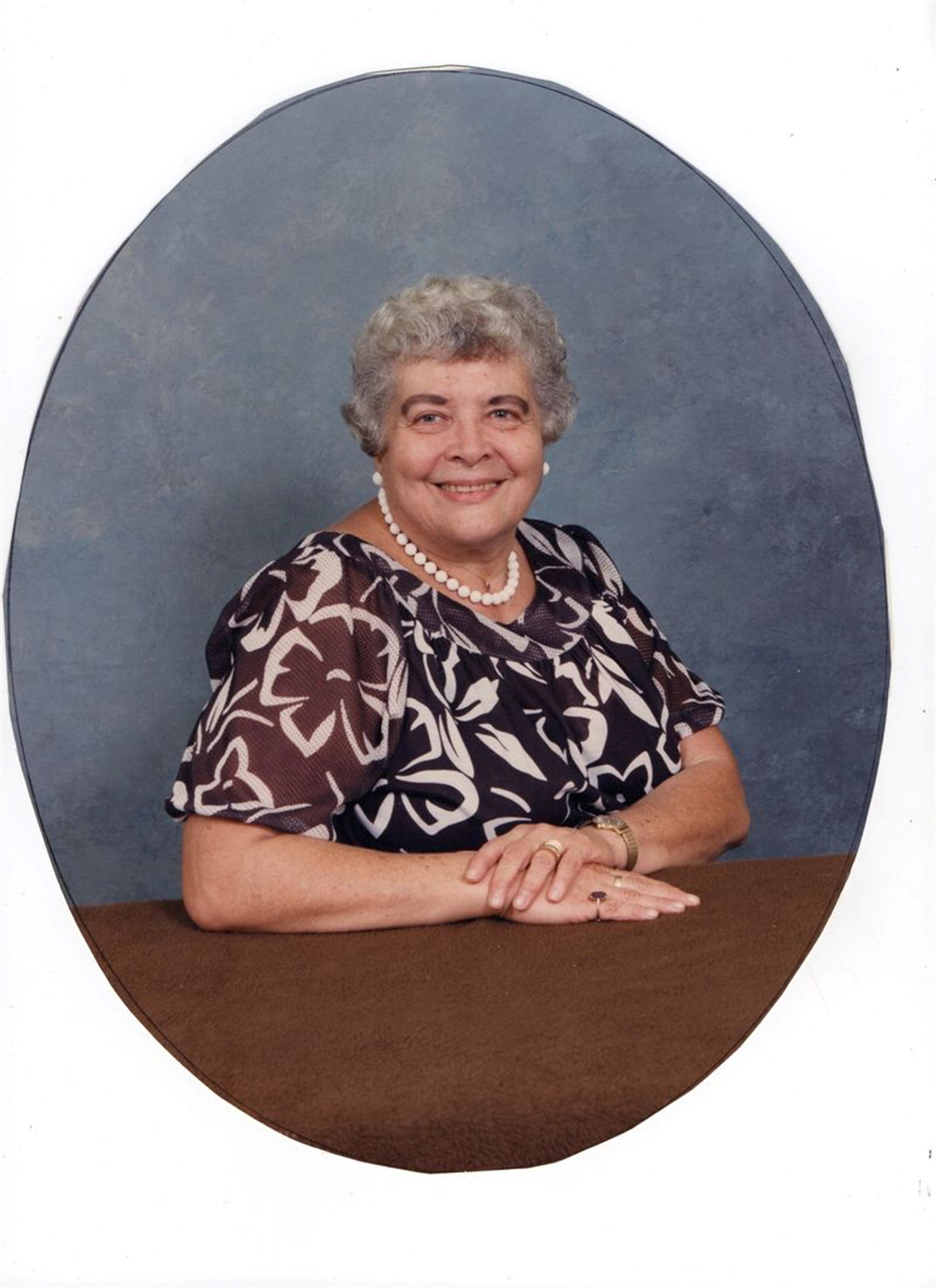 Mrs. Edythe M. Lynn
