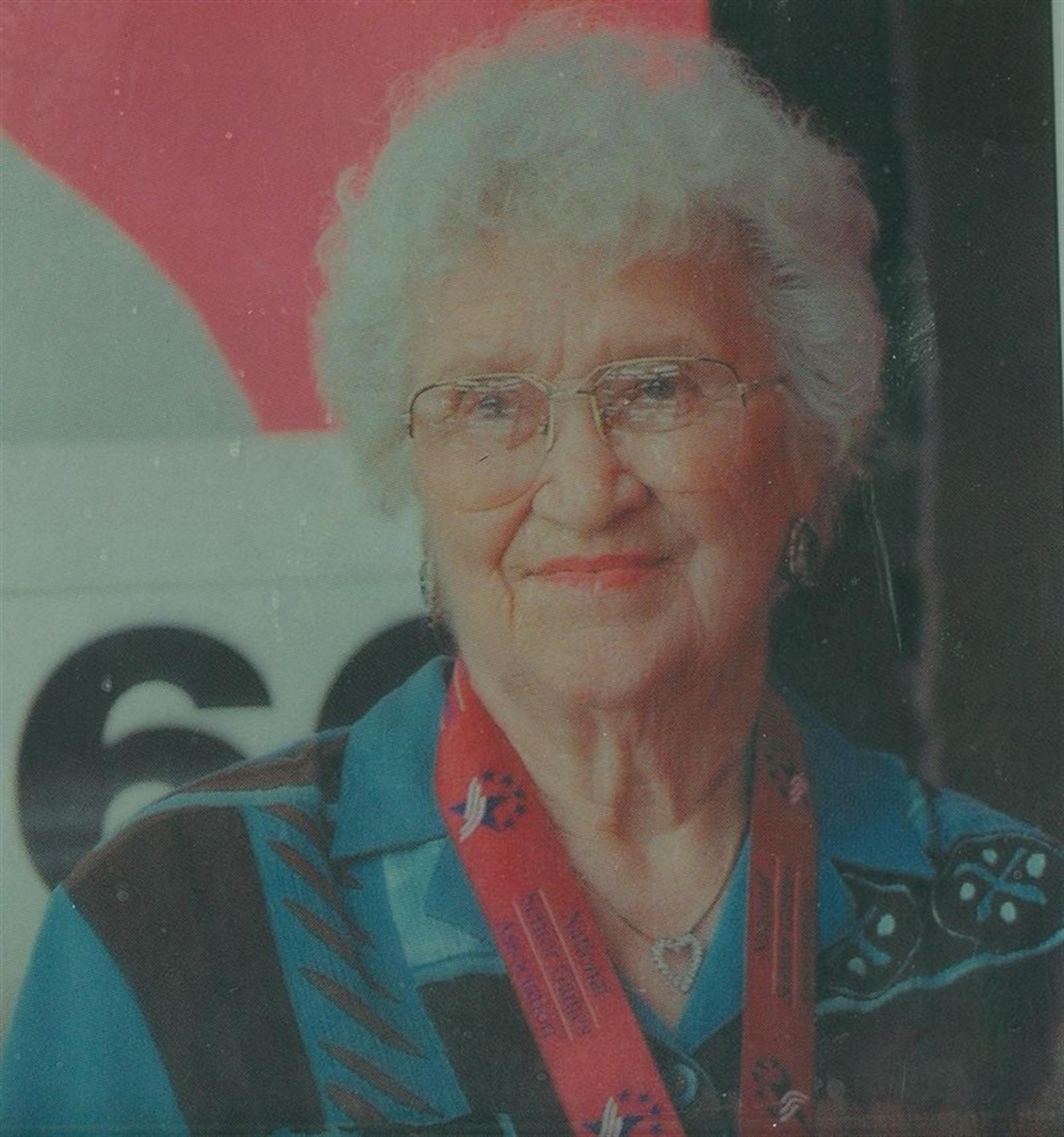 Mrs Edna Mae Parks