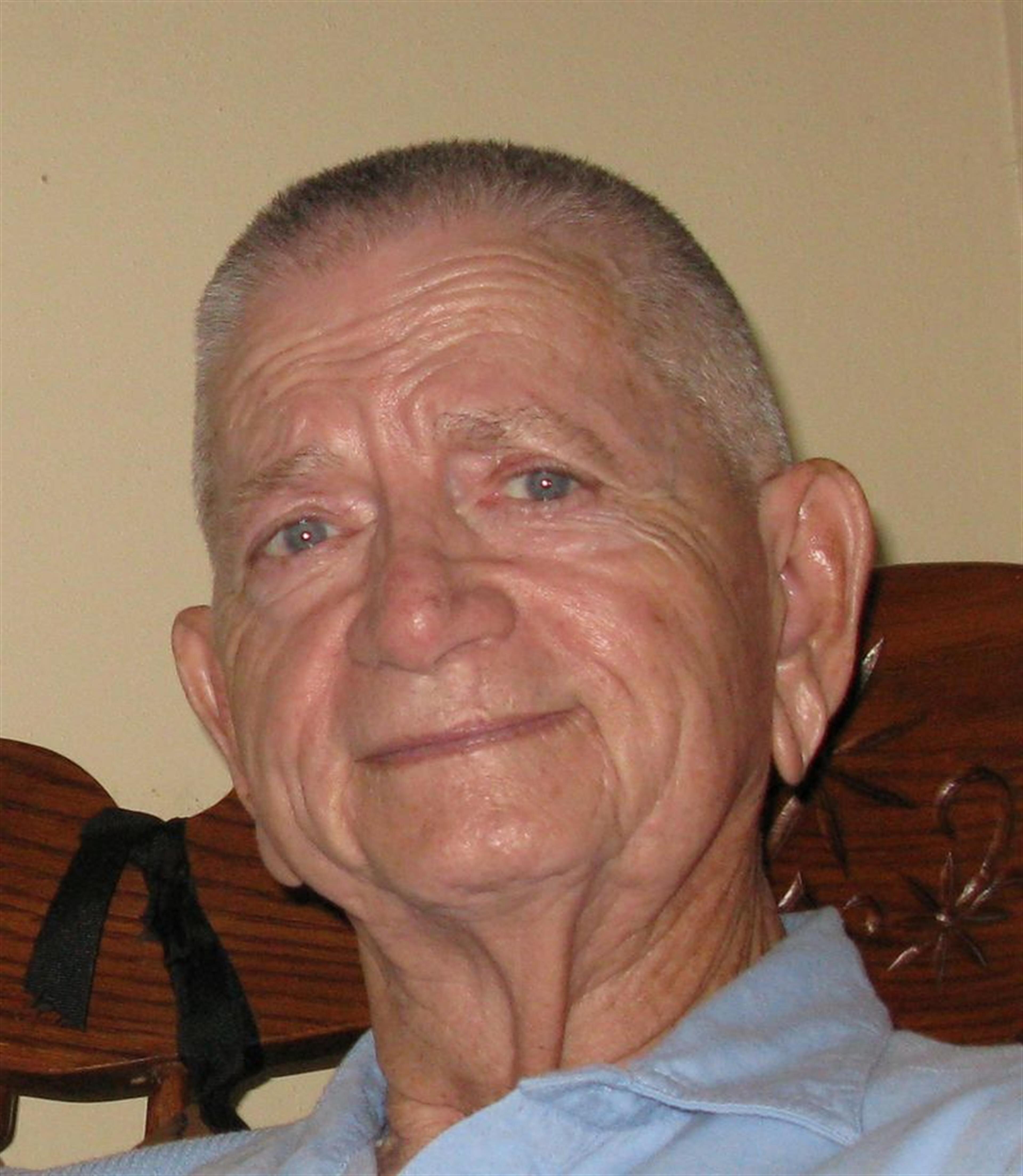 Mr. Elton Evans Heiser