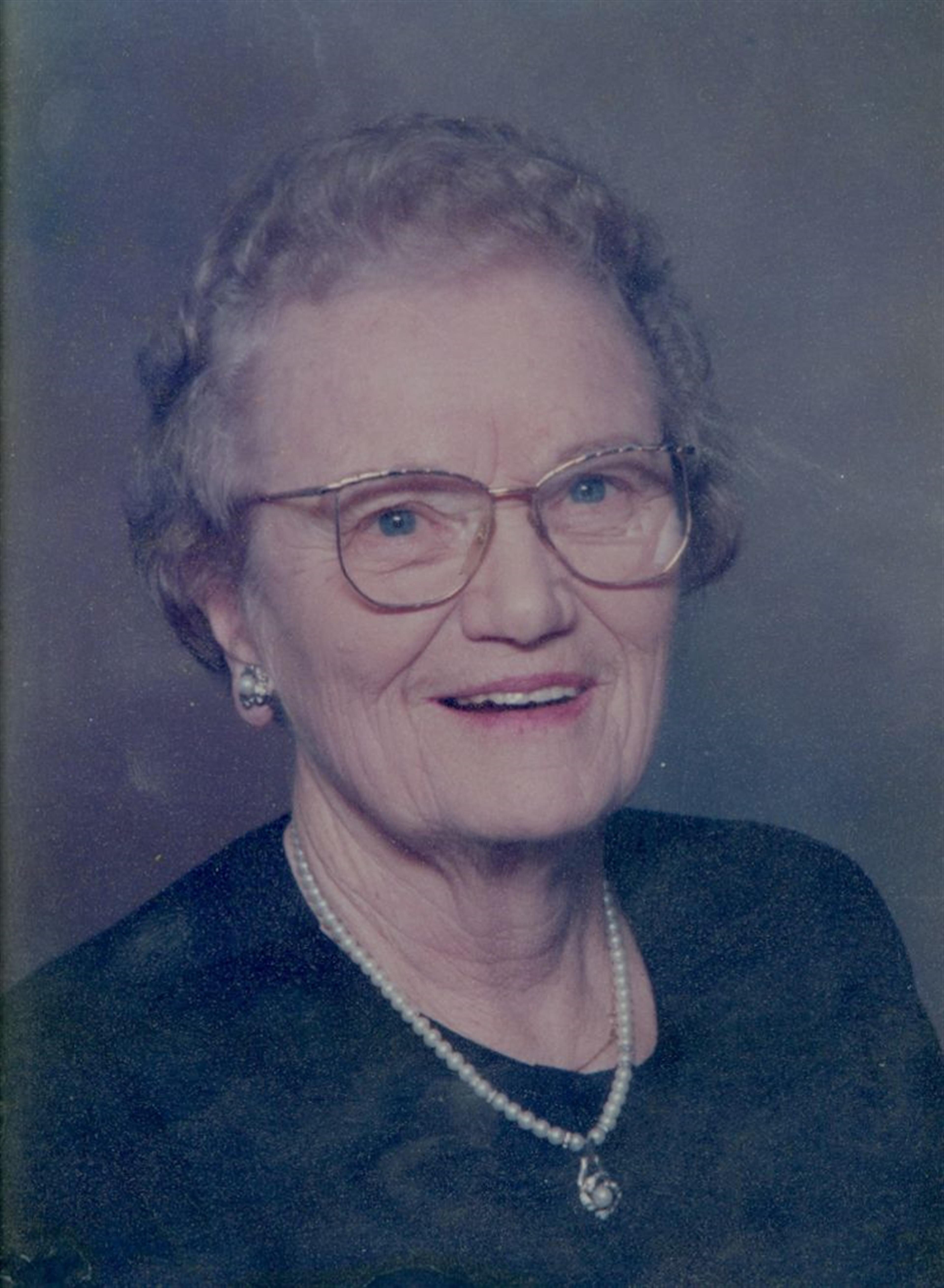 Amelia C Grupp