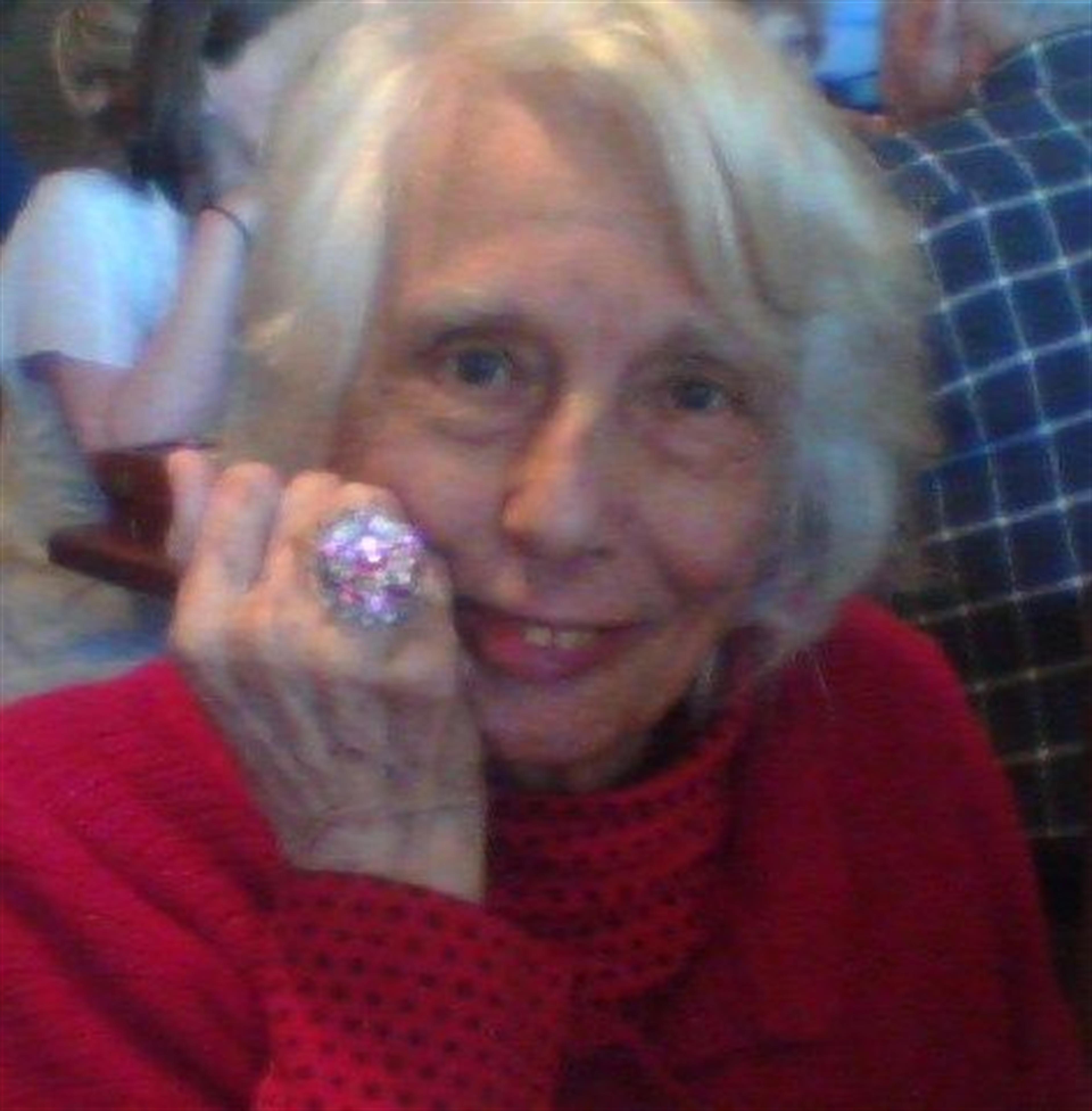 Helen D Mierski