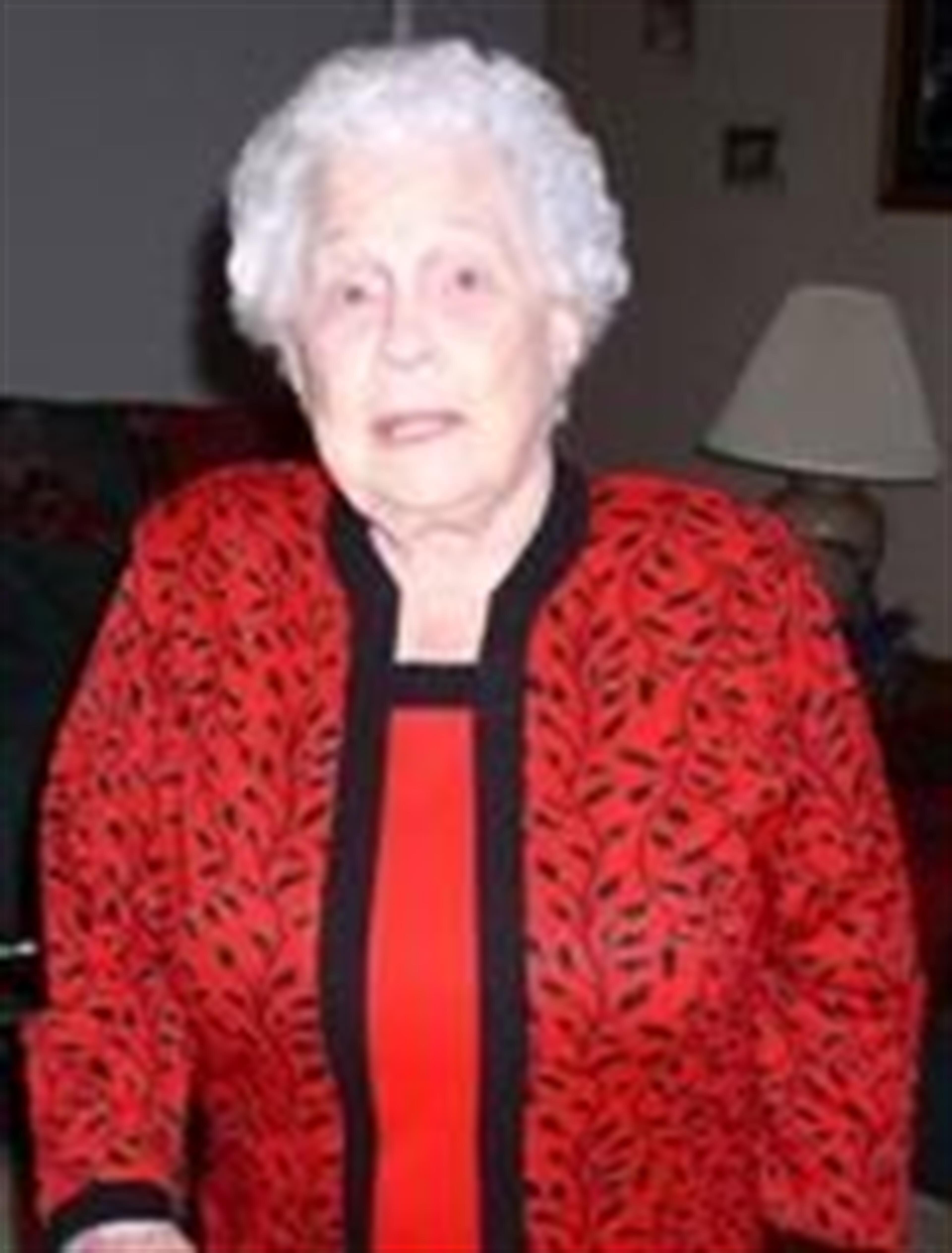 Ms Maggie Irene Carswell