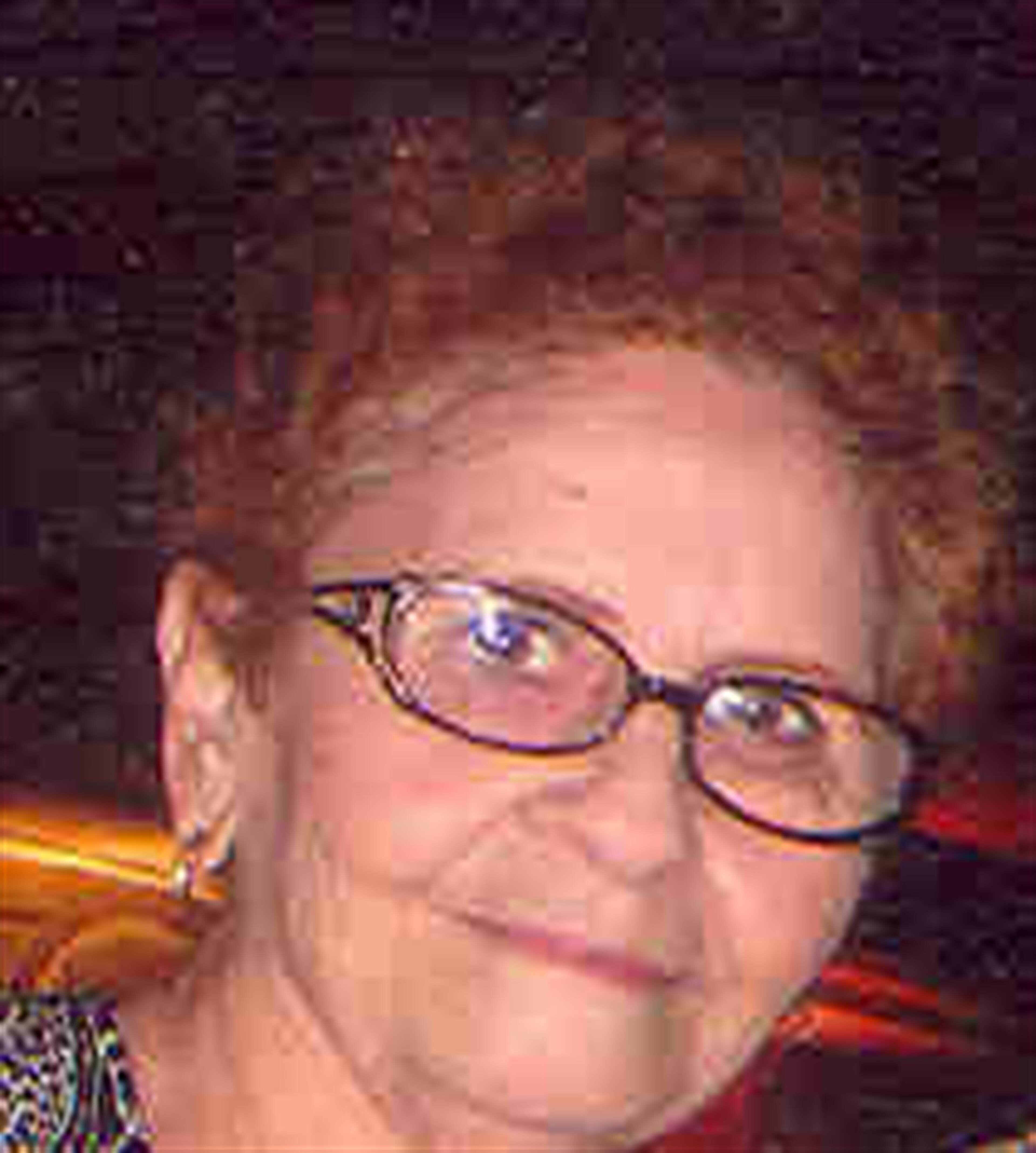 Mrs Gloria R. Aguilar