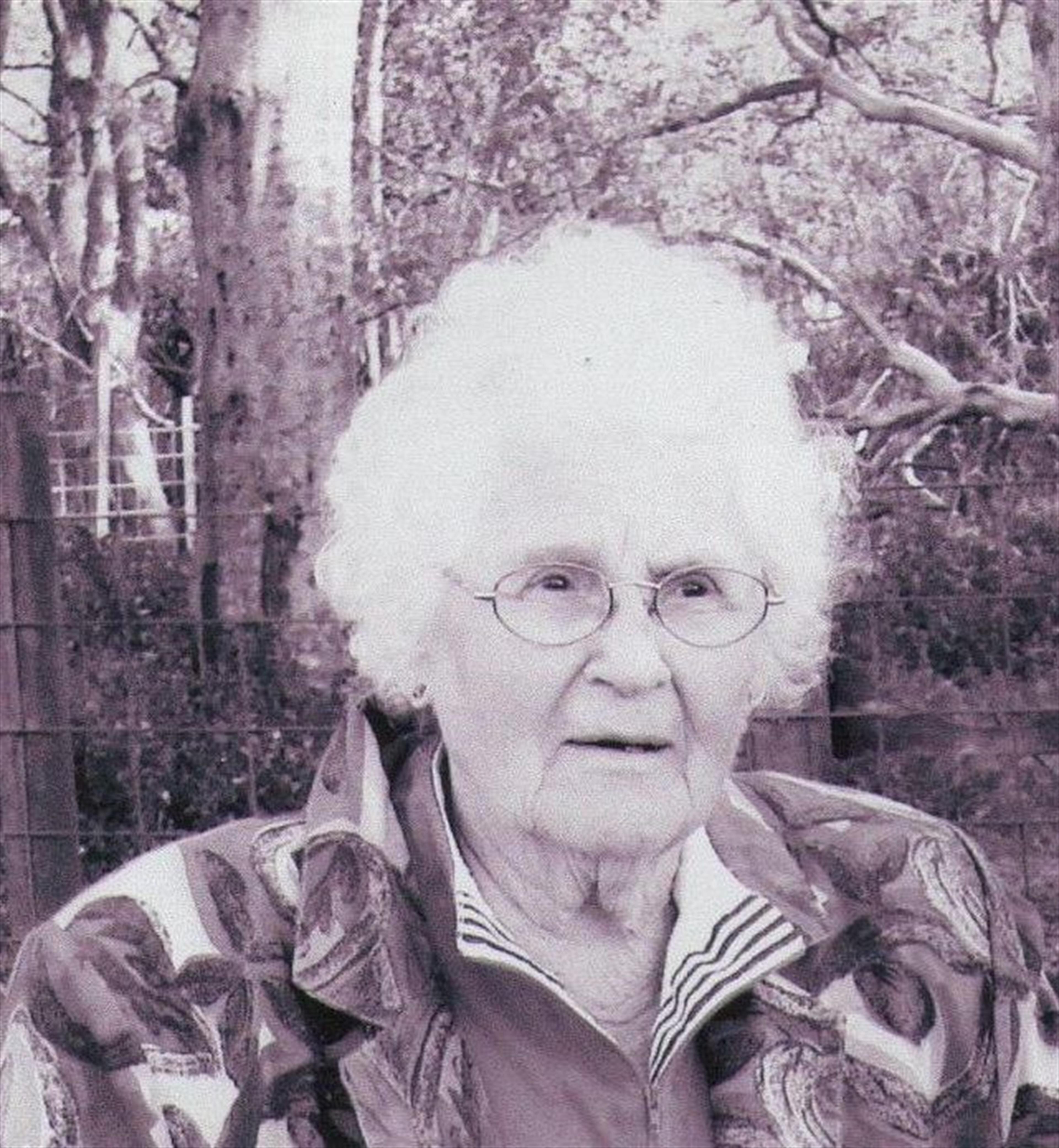 Mrs. Essie Marhofer