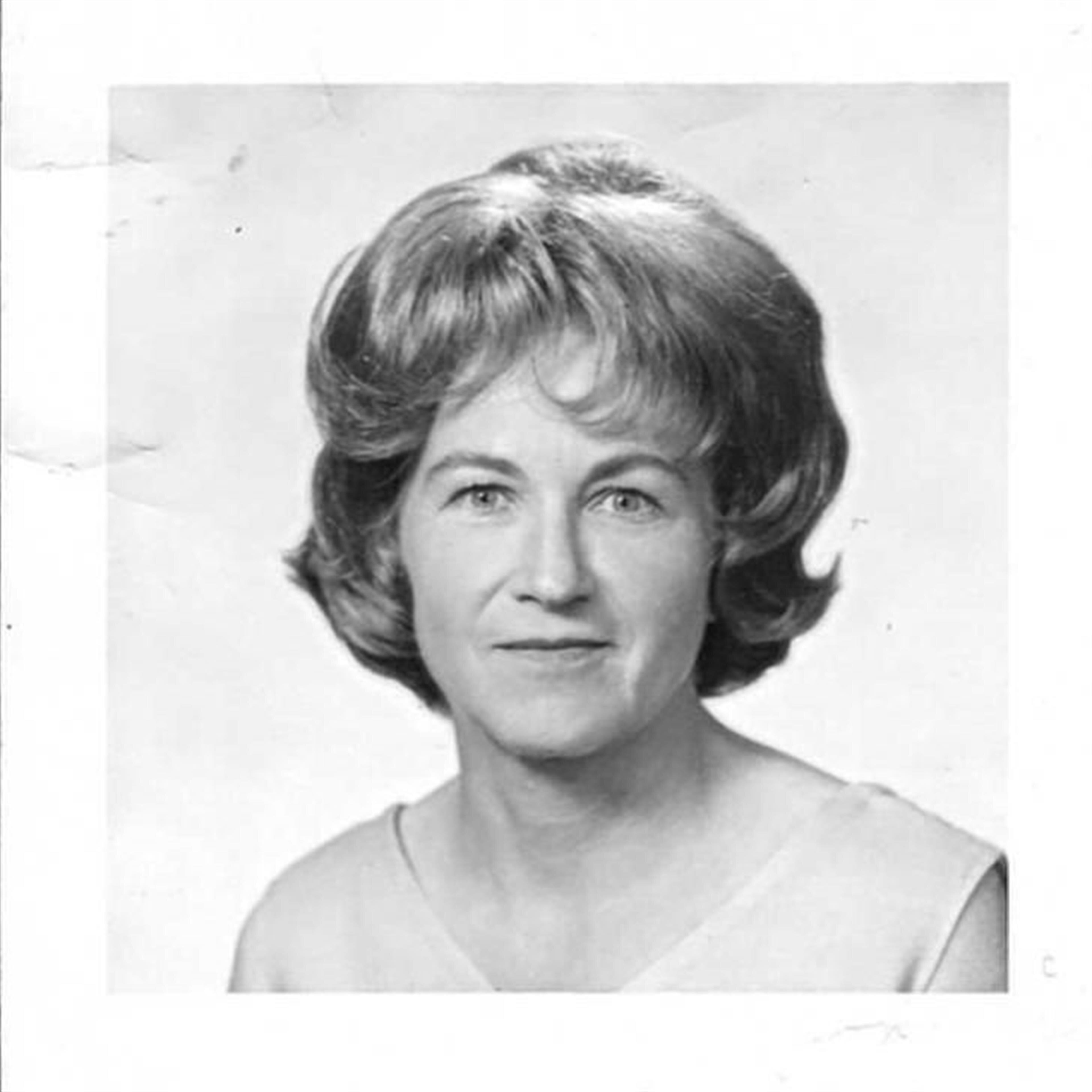 Ms. Lenna Chastain