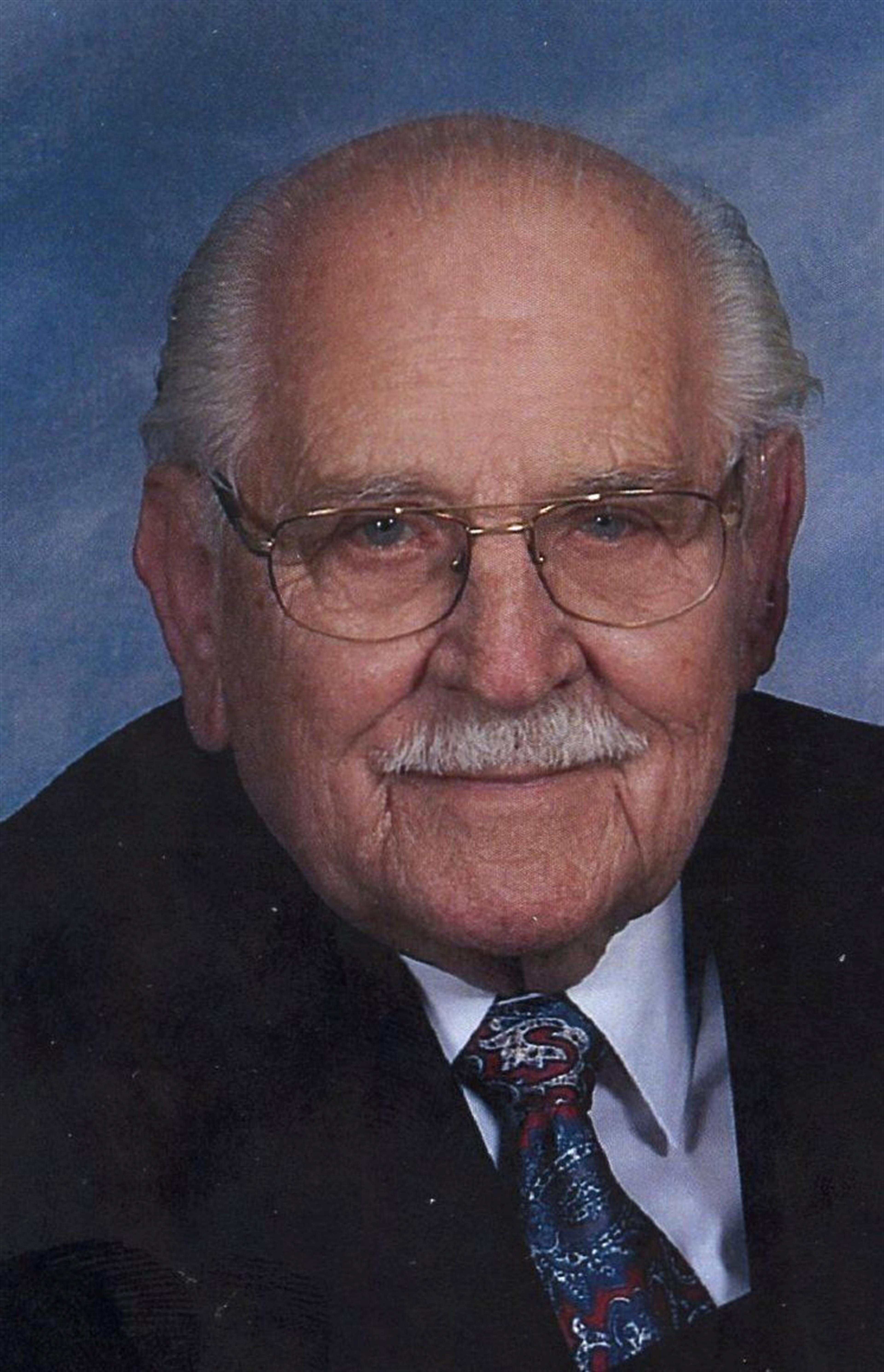 Mr. Julius "Cimmie" Cimrhanzel