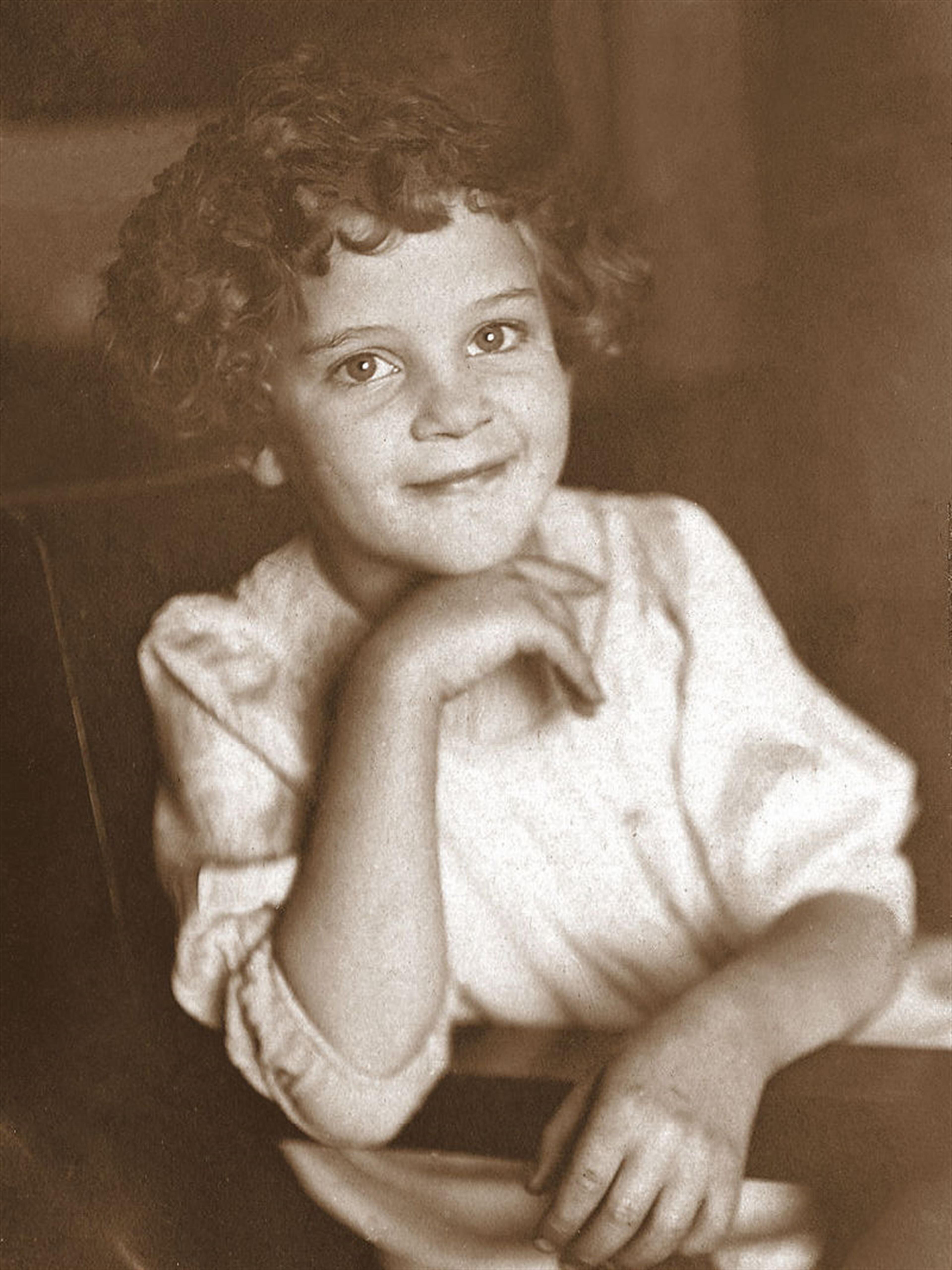 Mrs. Bea Gilbert Puckett