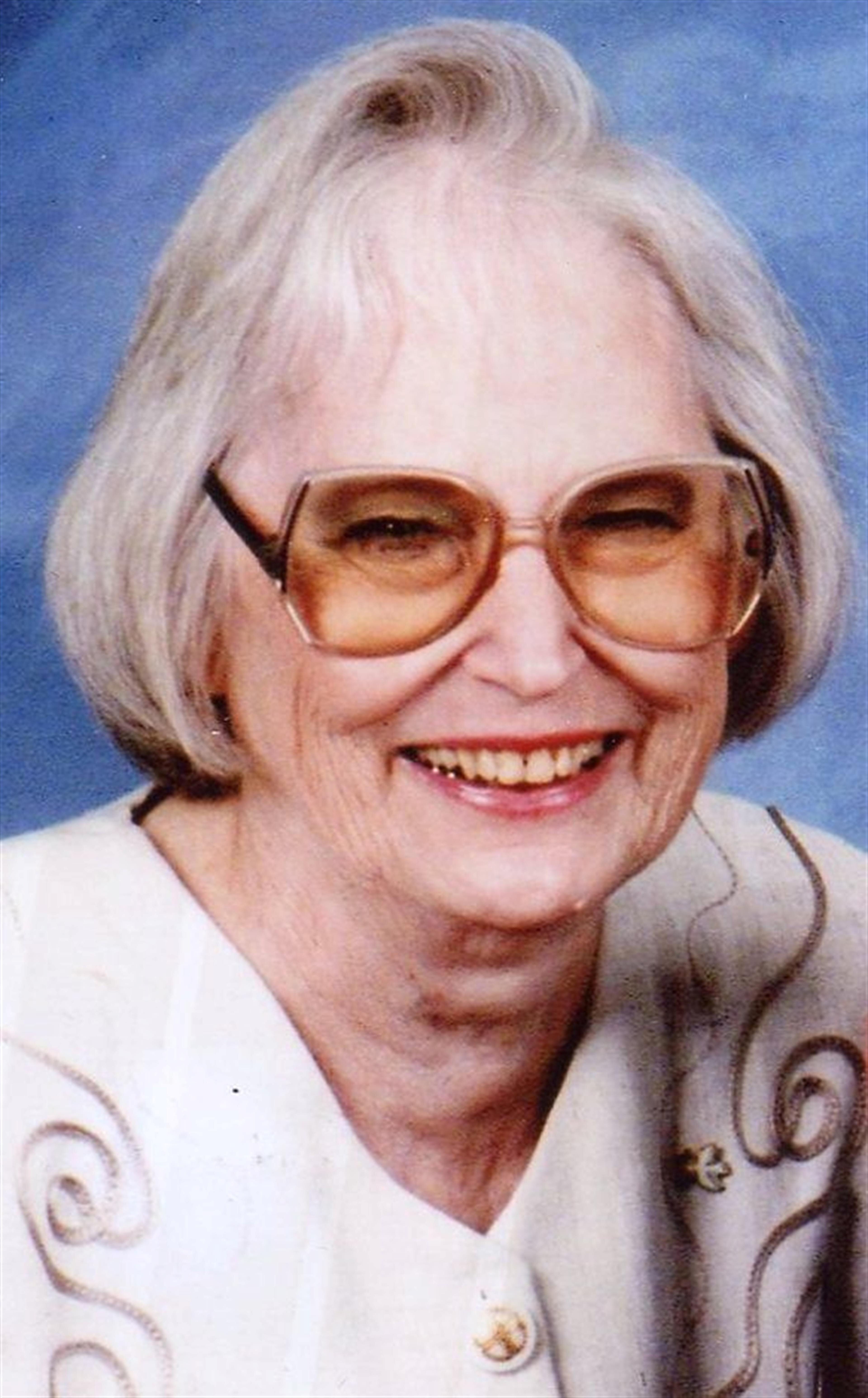 Mrs. Wanda Carleen Heinrich