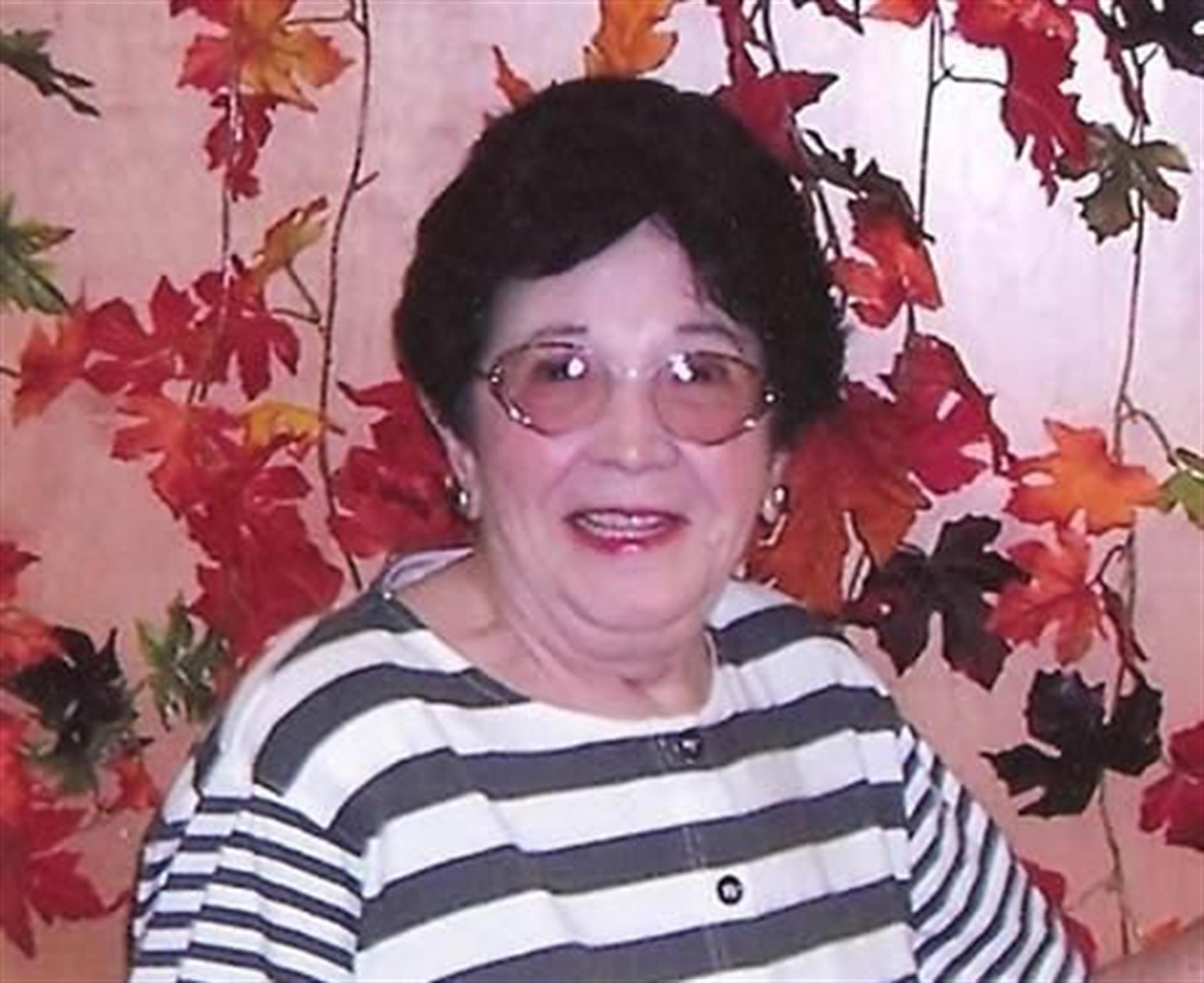 Mrs. Ofelia Alba Houle