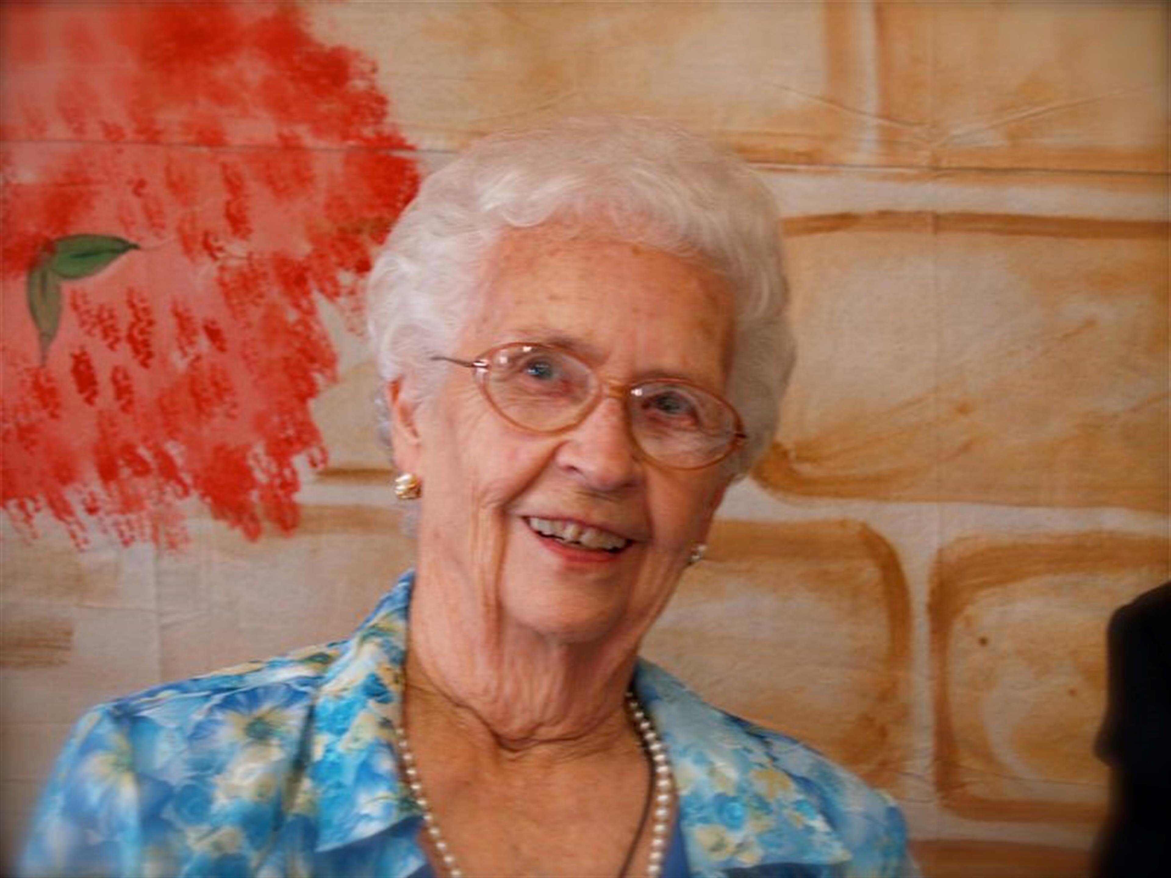 Mrs. Gene Nemitz Windle