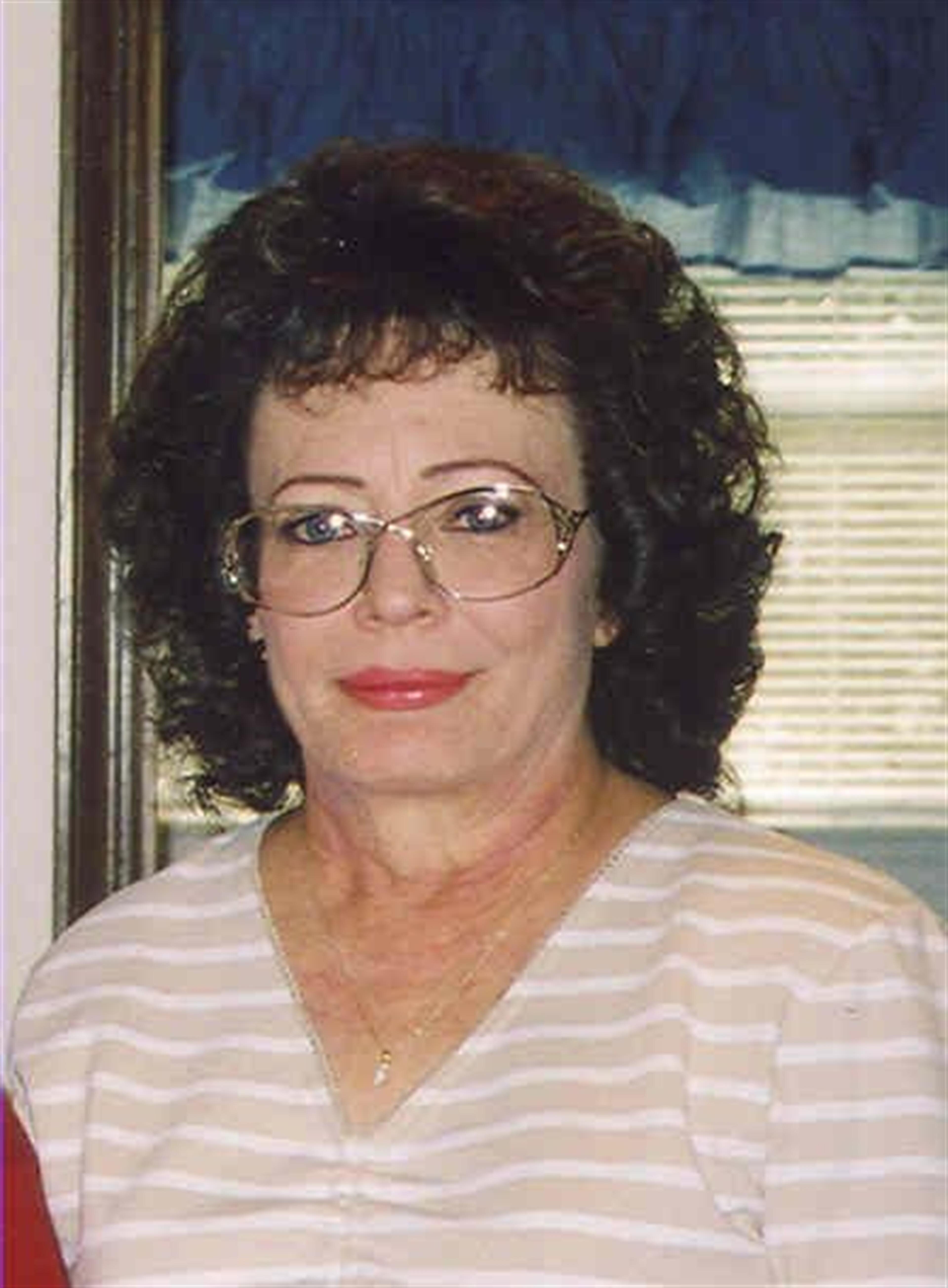 Mrs. Nelta Lynn Bratton
