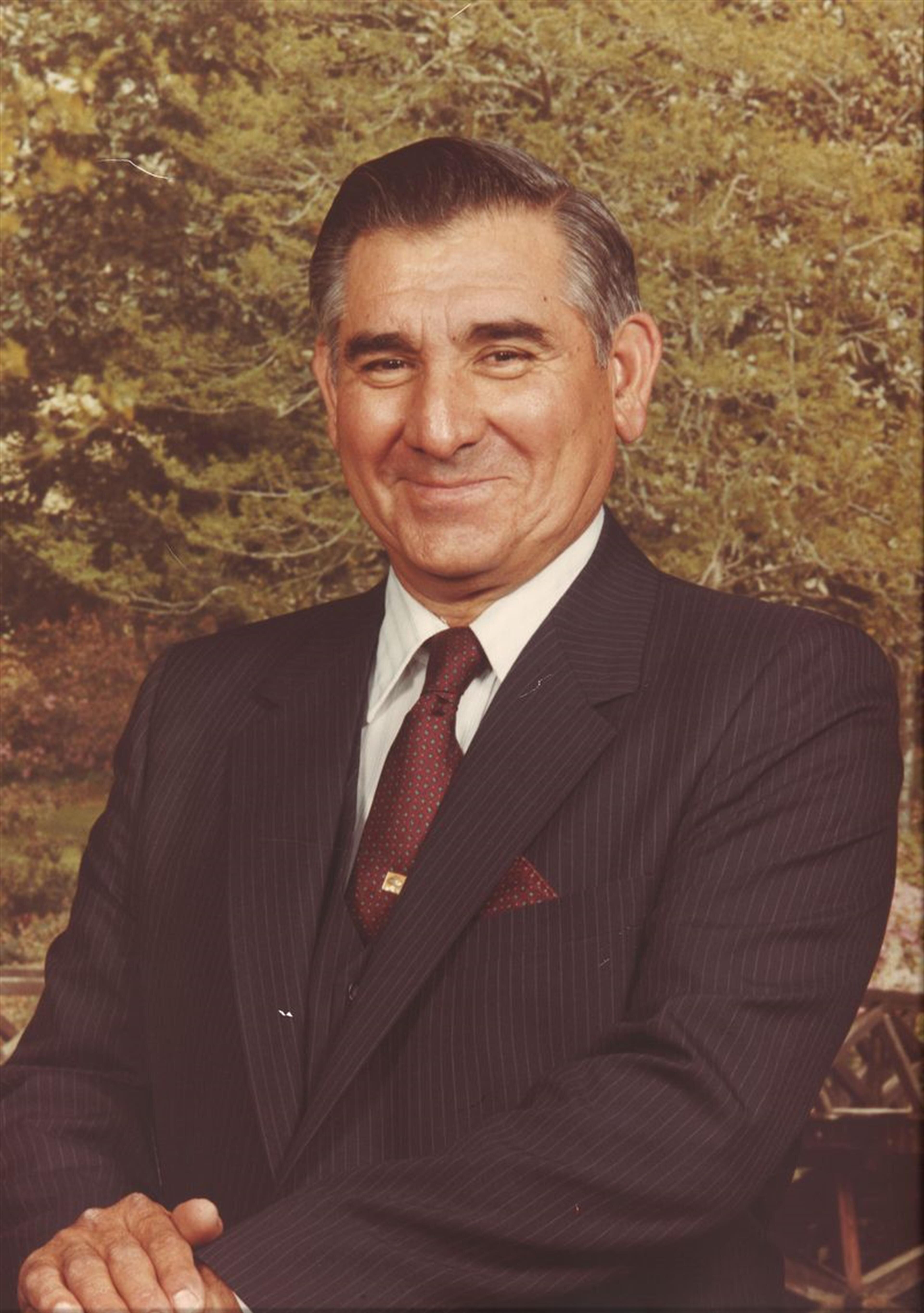 Mr. Ricardo Carlos Saldivar