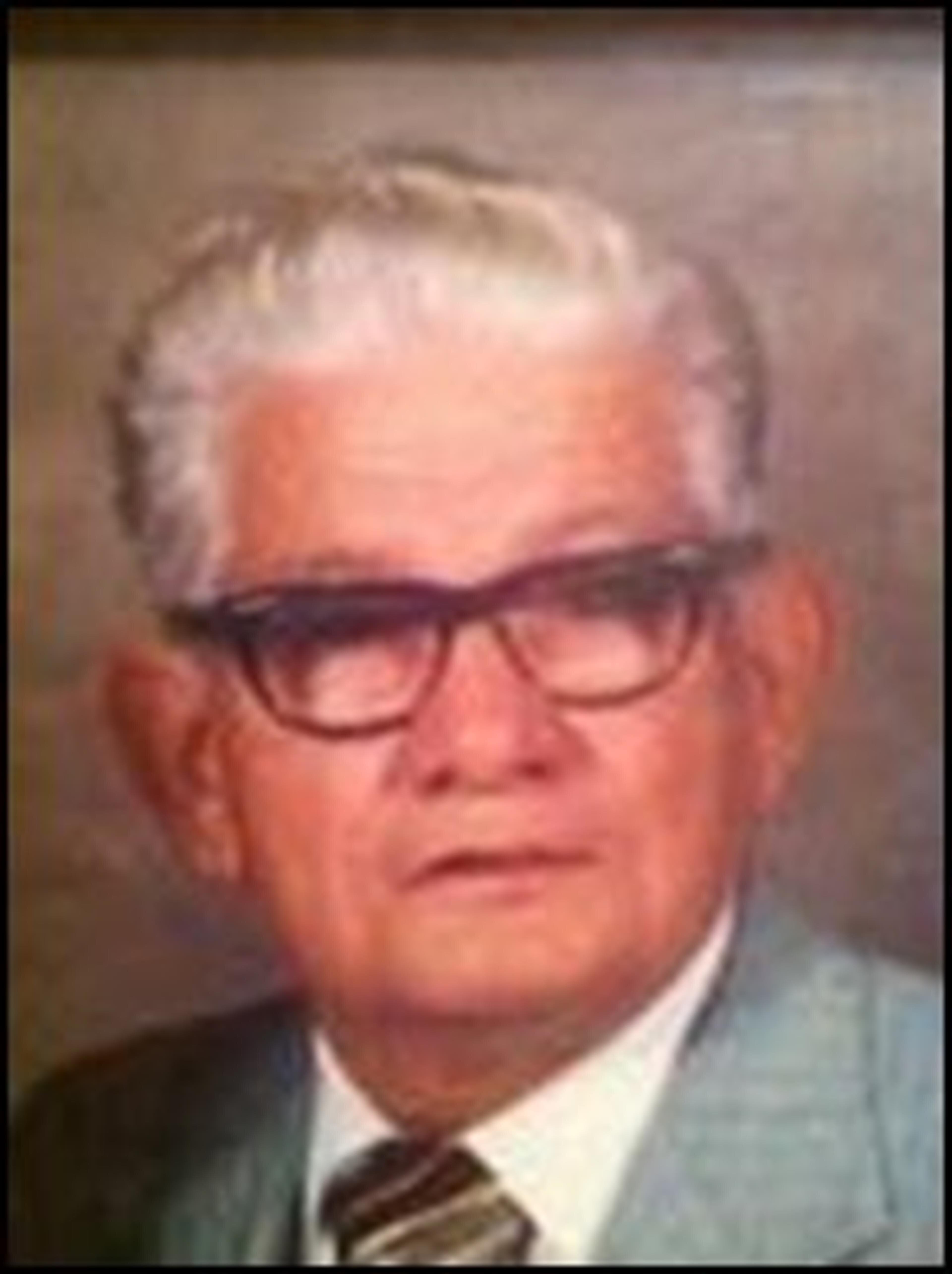 Mr. Vollie Lee Lockhart