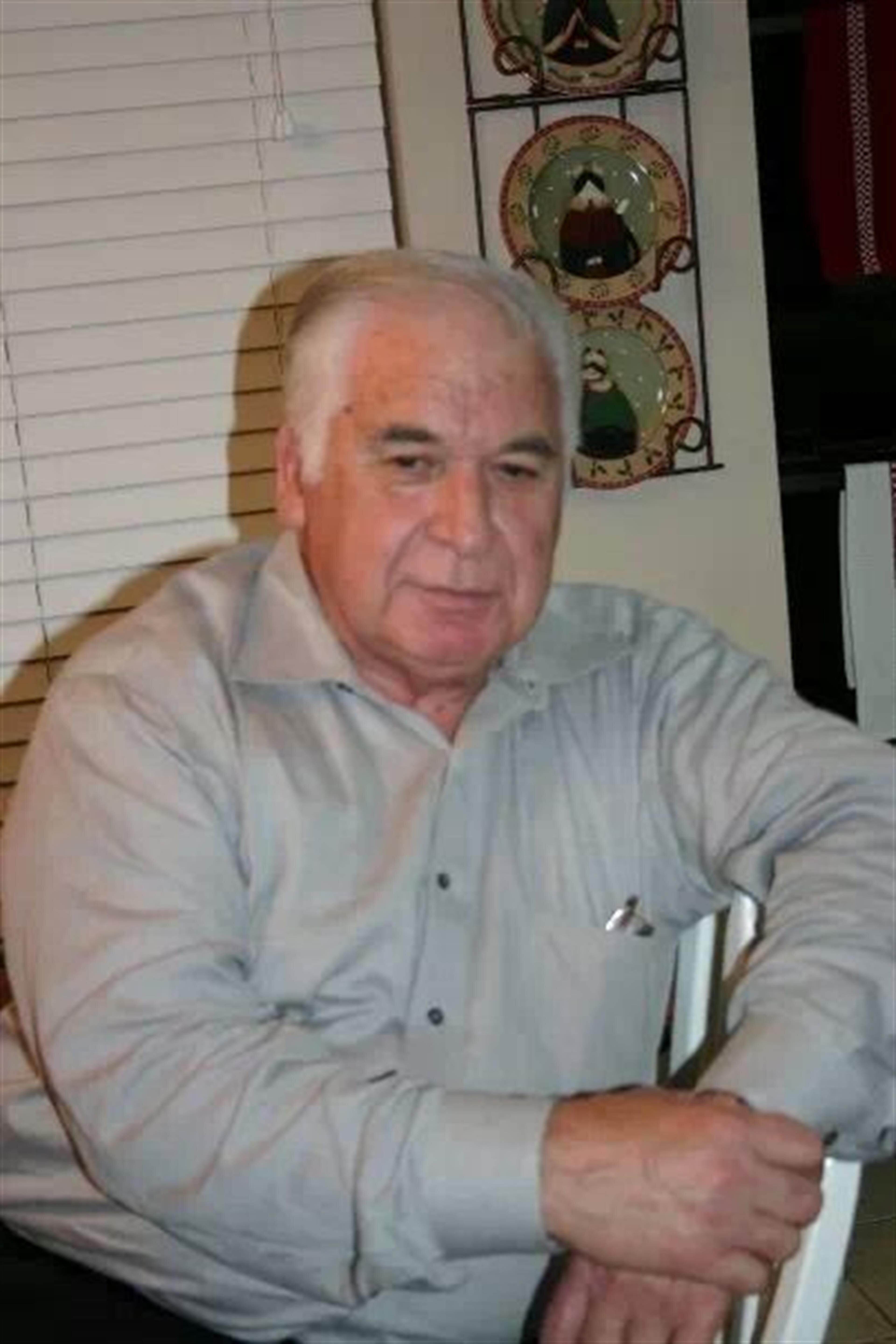 Roy Sanchez Sr.
