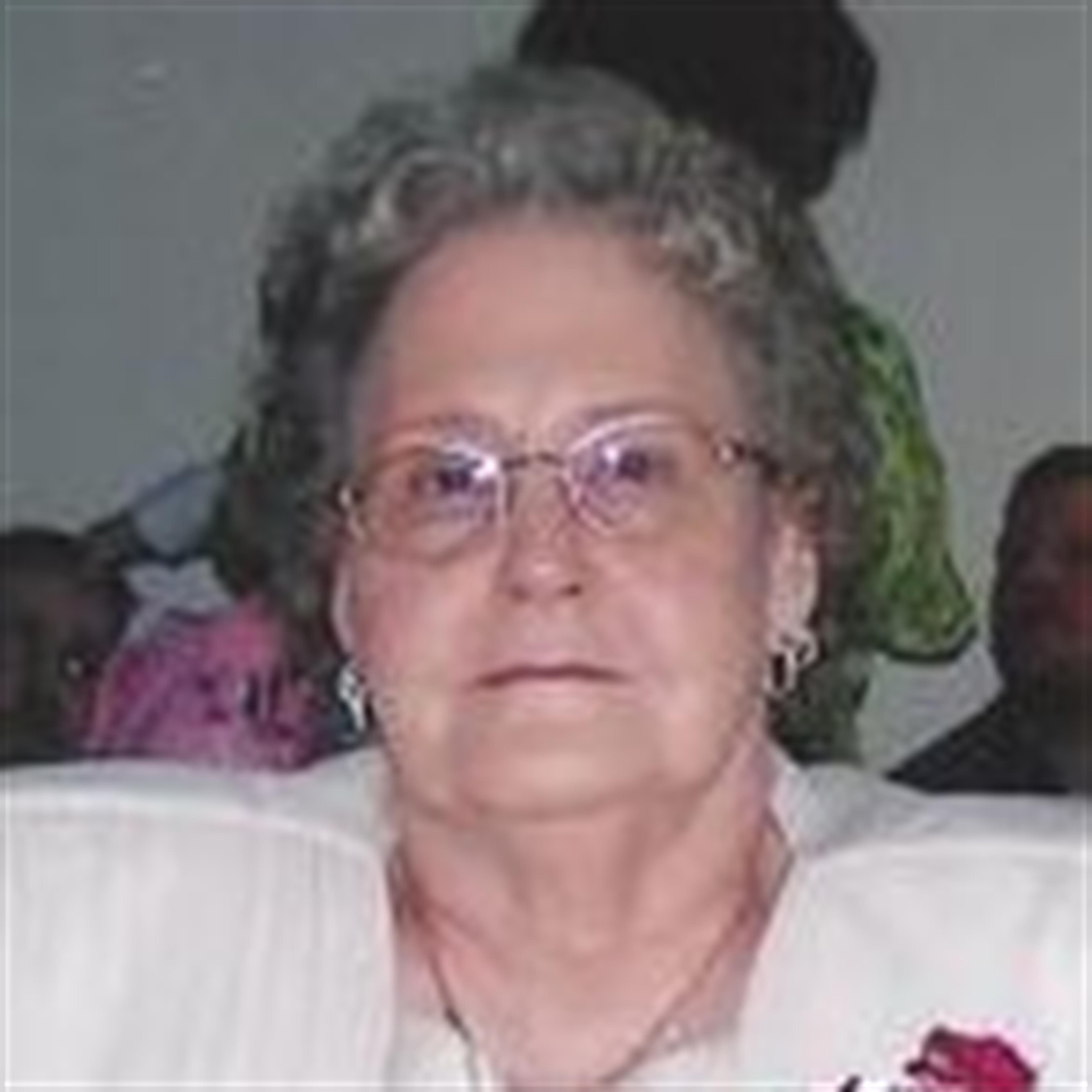 Gretta   M Denny (Camdenton)