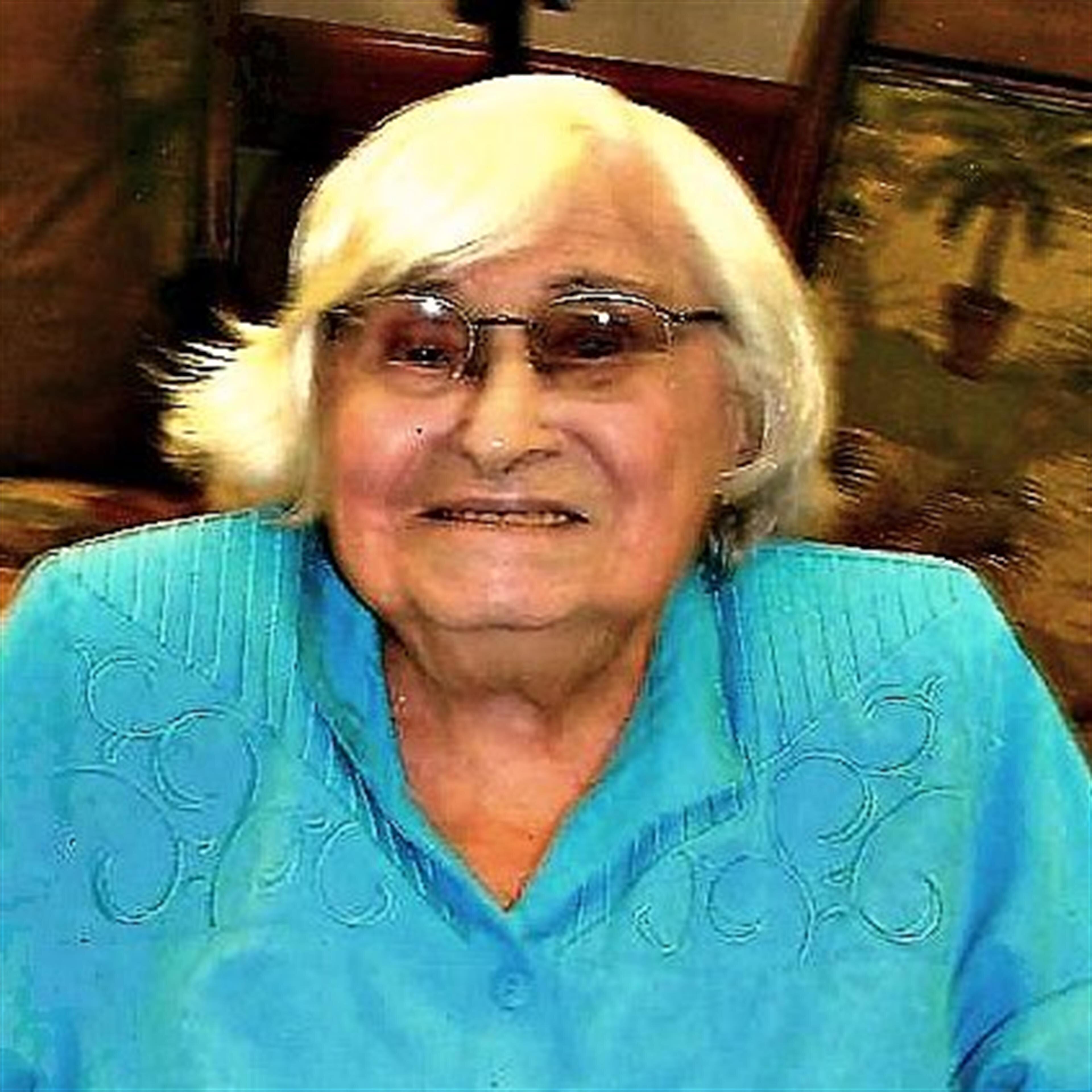 Lillian "Lulu" Kahn