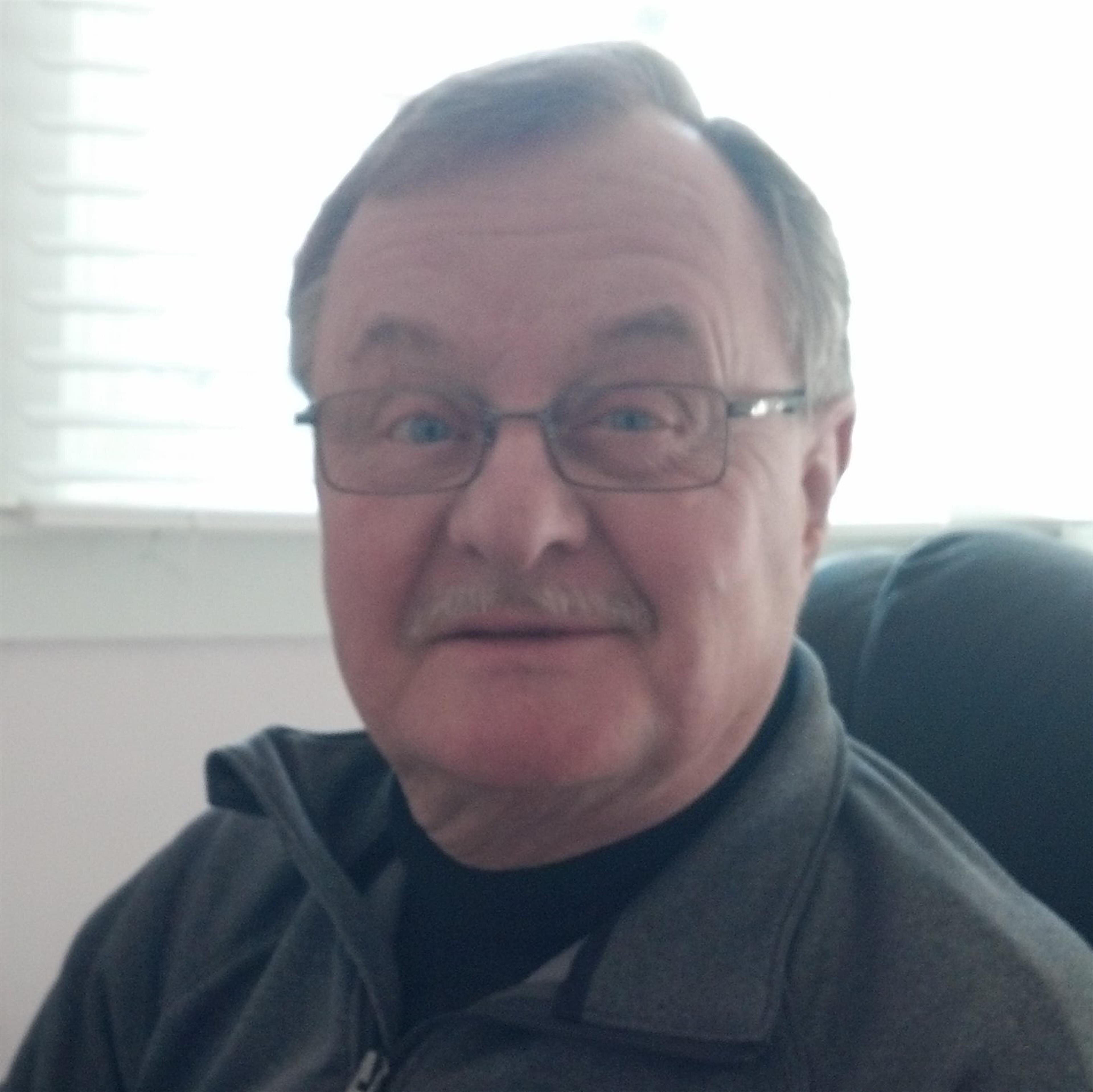 Randall "Randy" James  Laehr