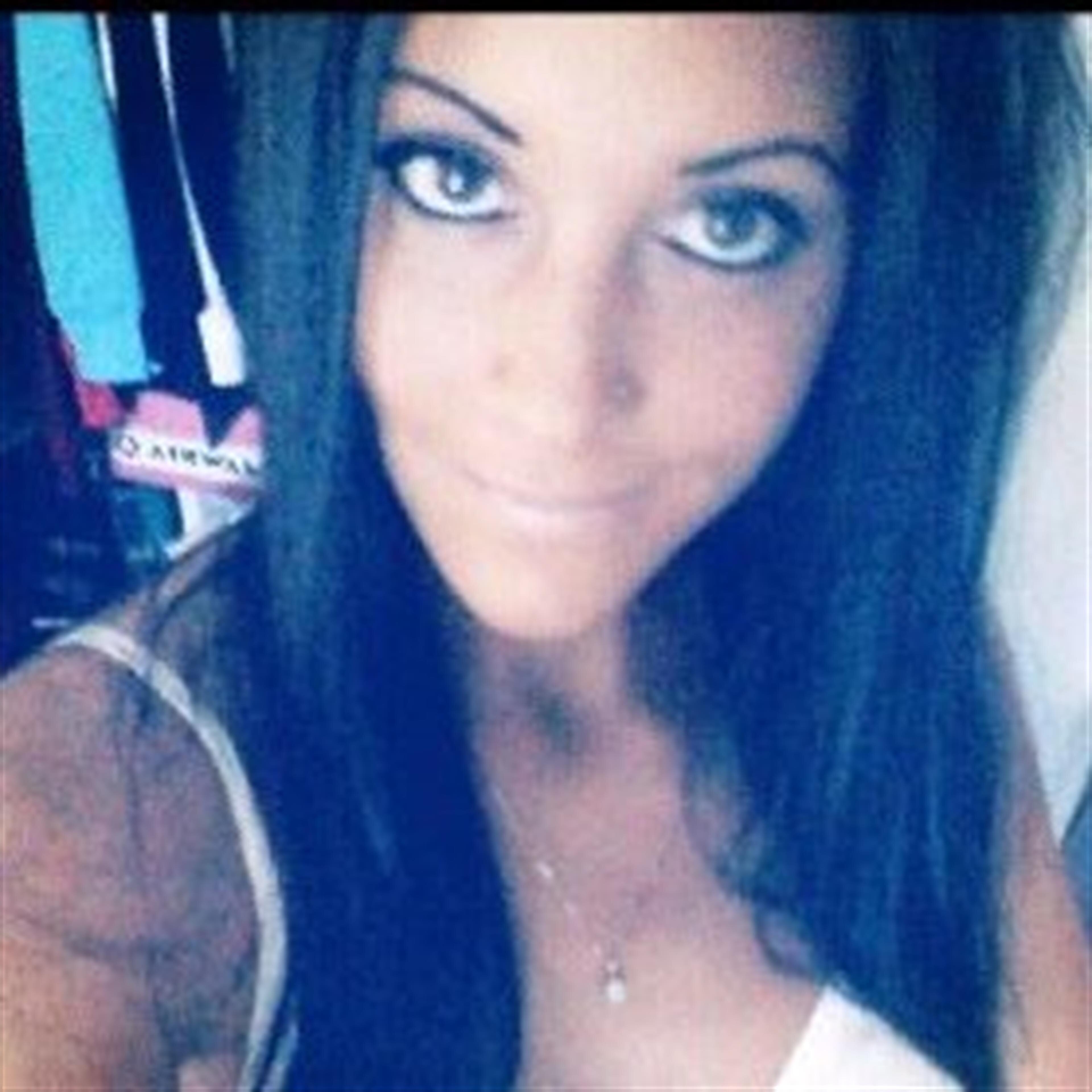 Nicolle Marie Roman