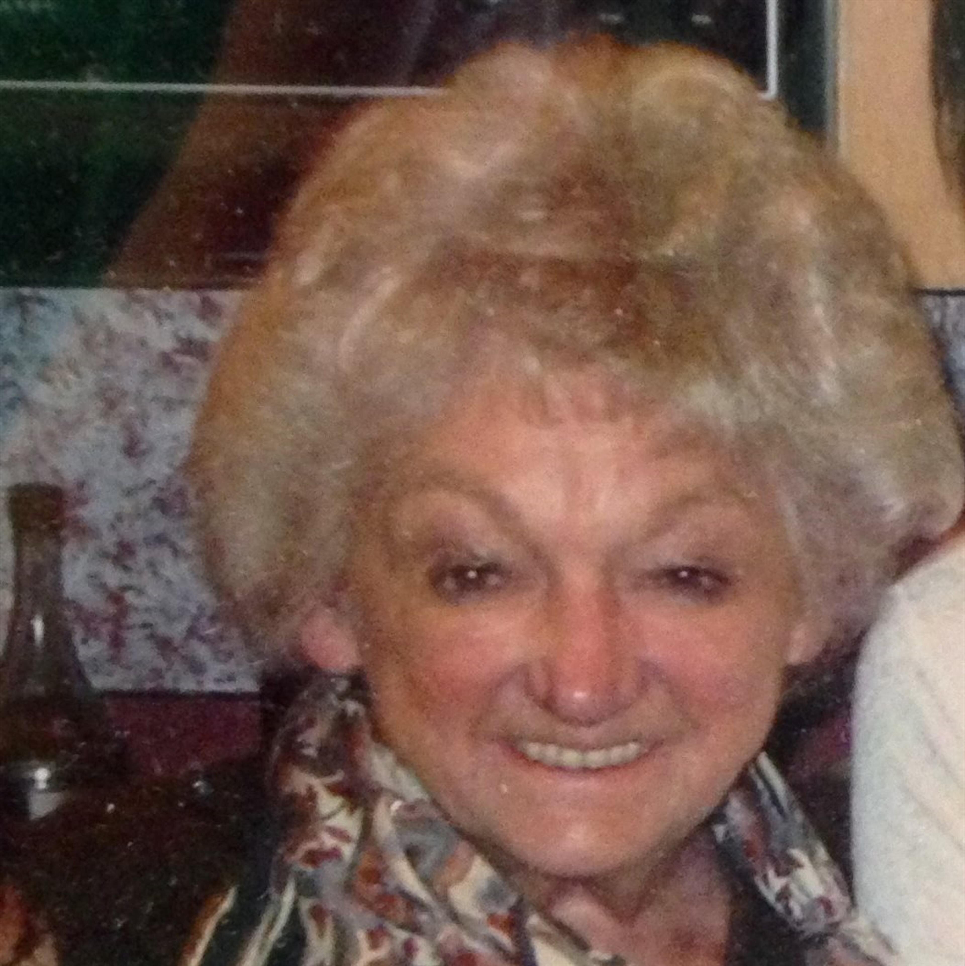 Lois M Christensen