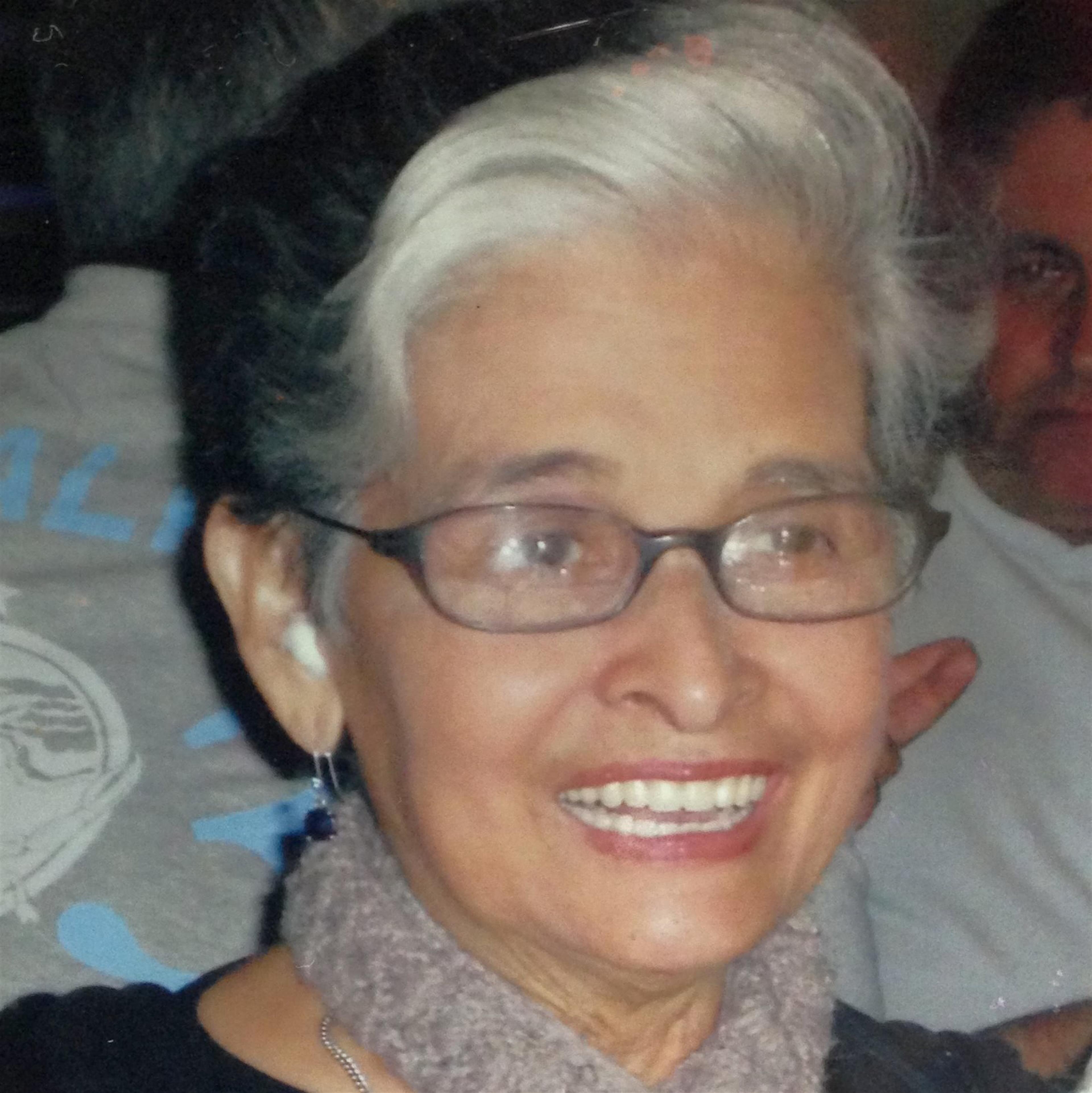 YOLANDA CASTILLO