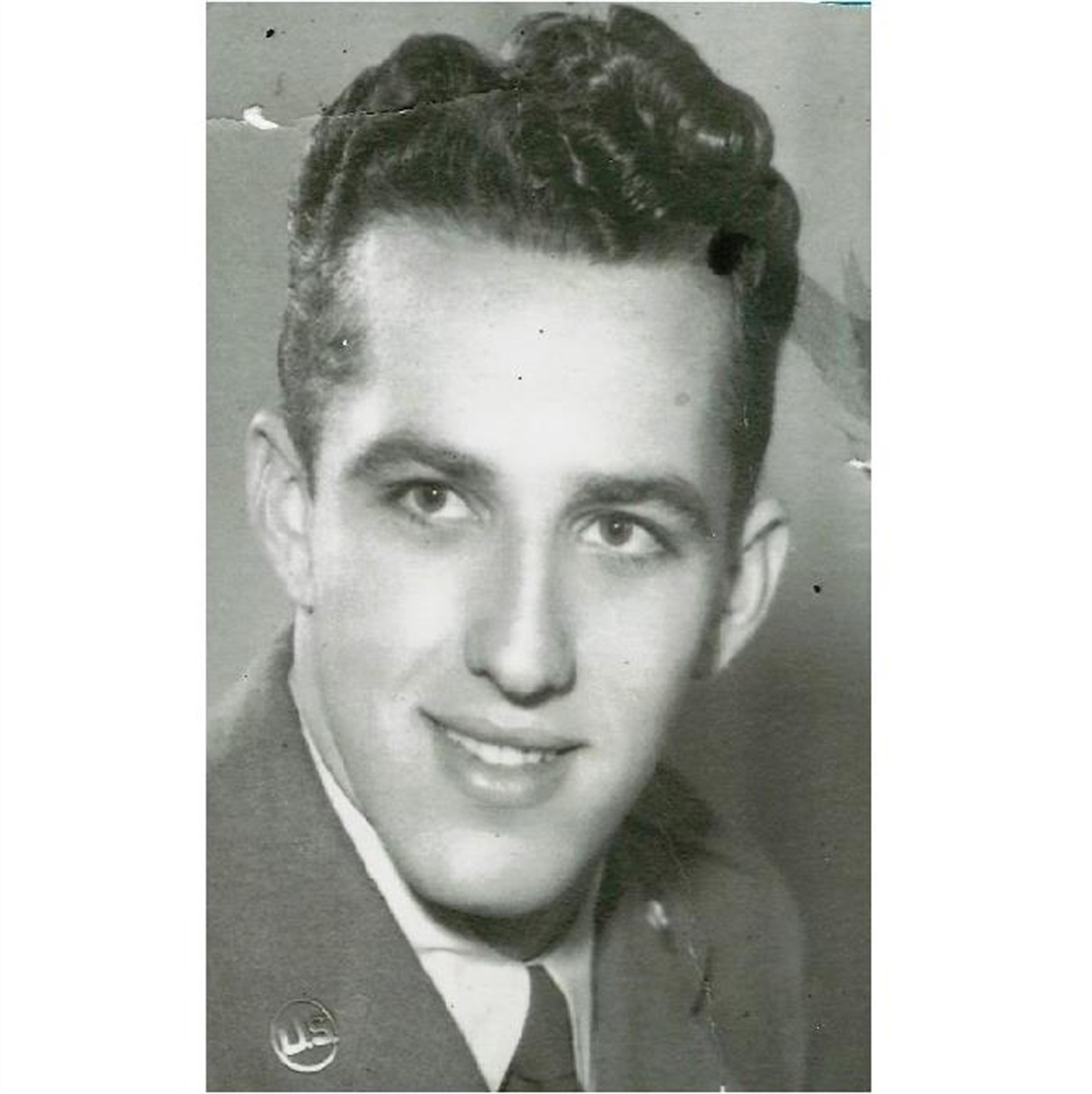 Leonard E.  Skinner