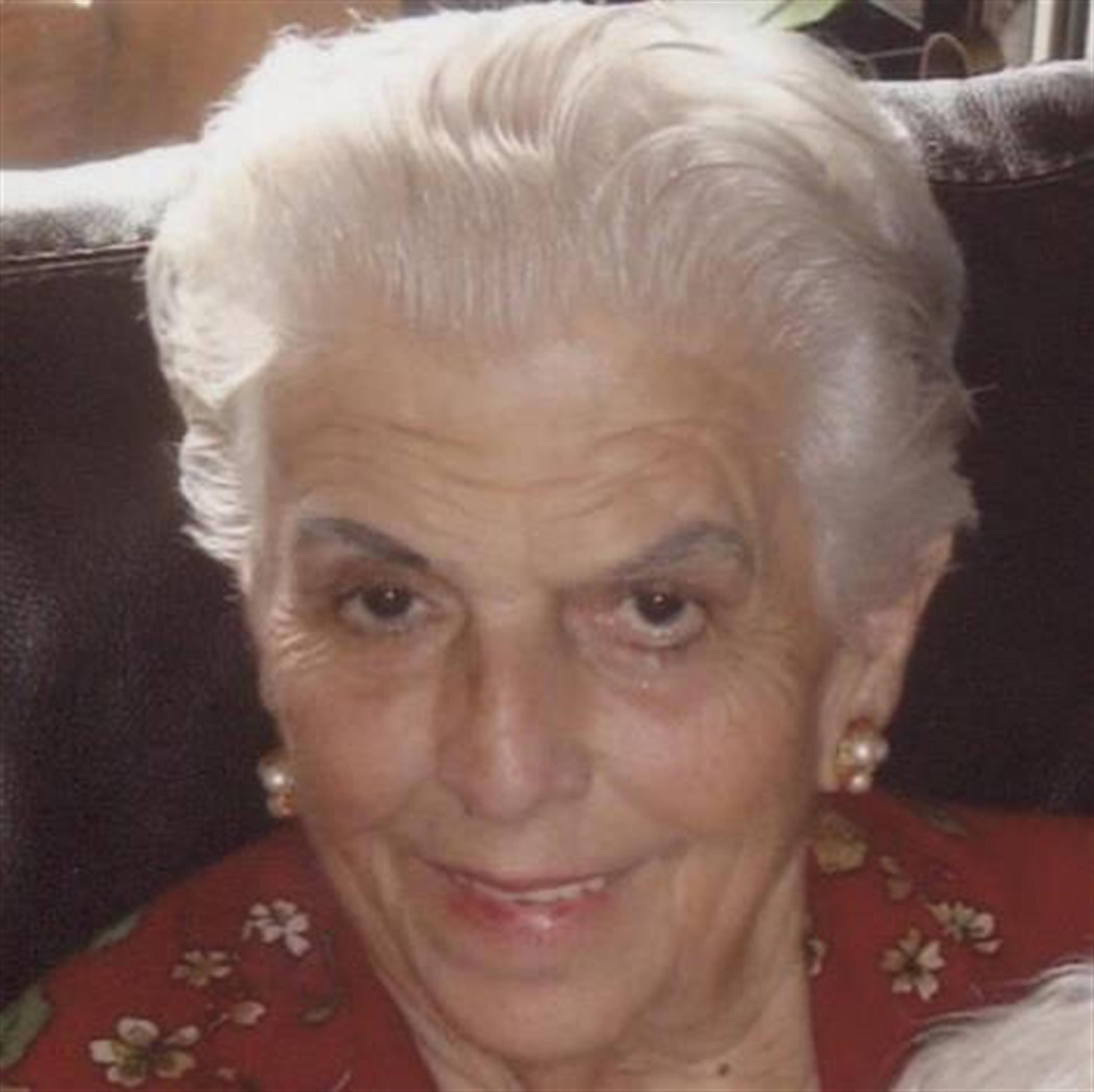 MARIA C PEREZ