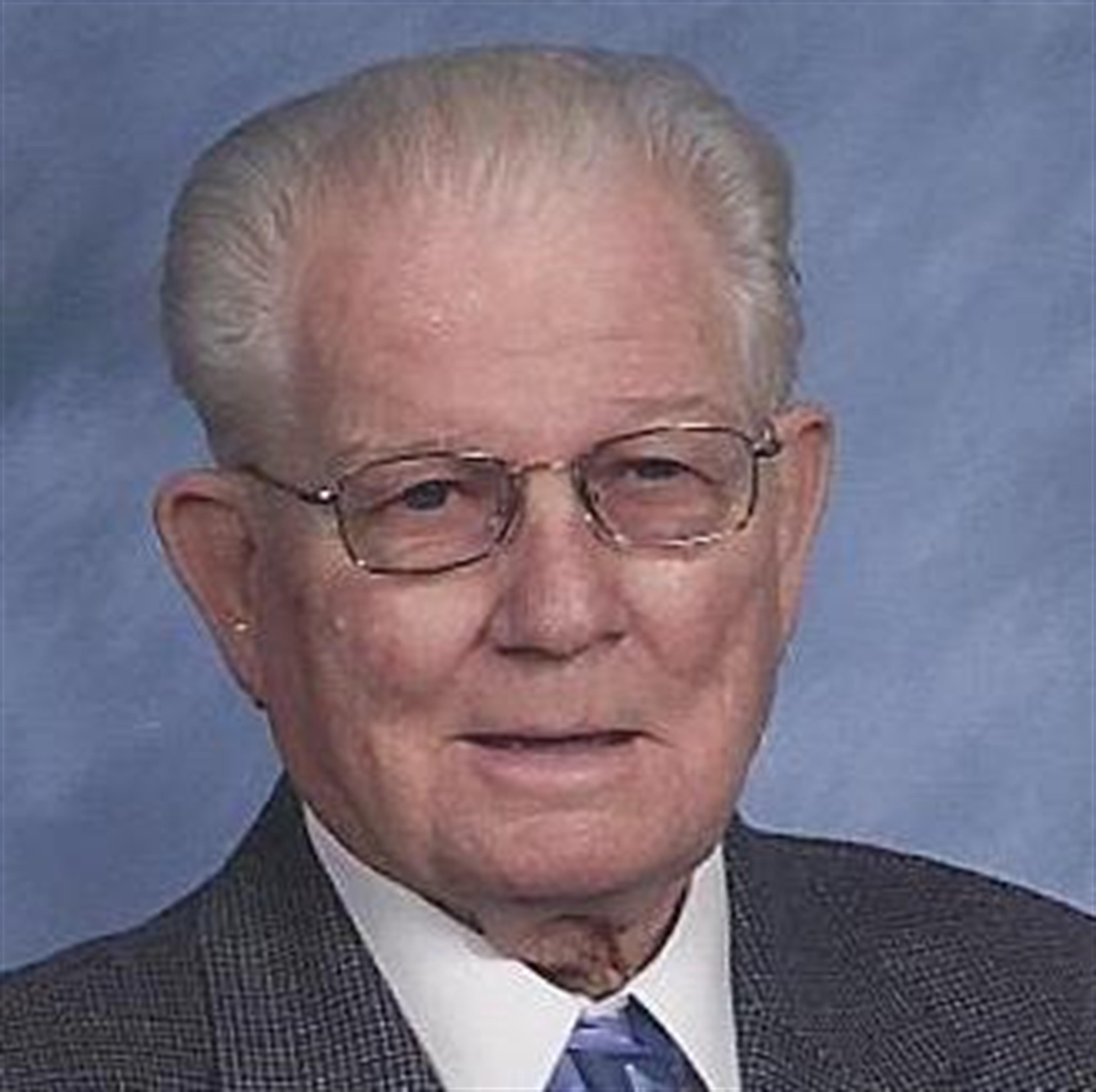 Ira Barnell Rascoe's obituary picture