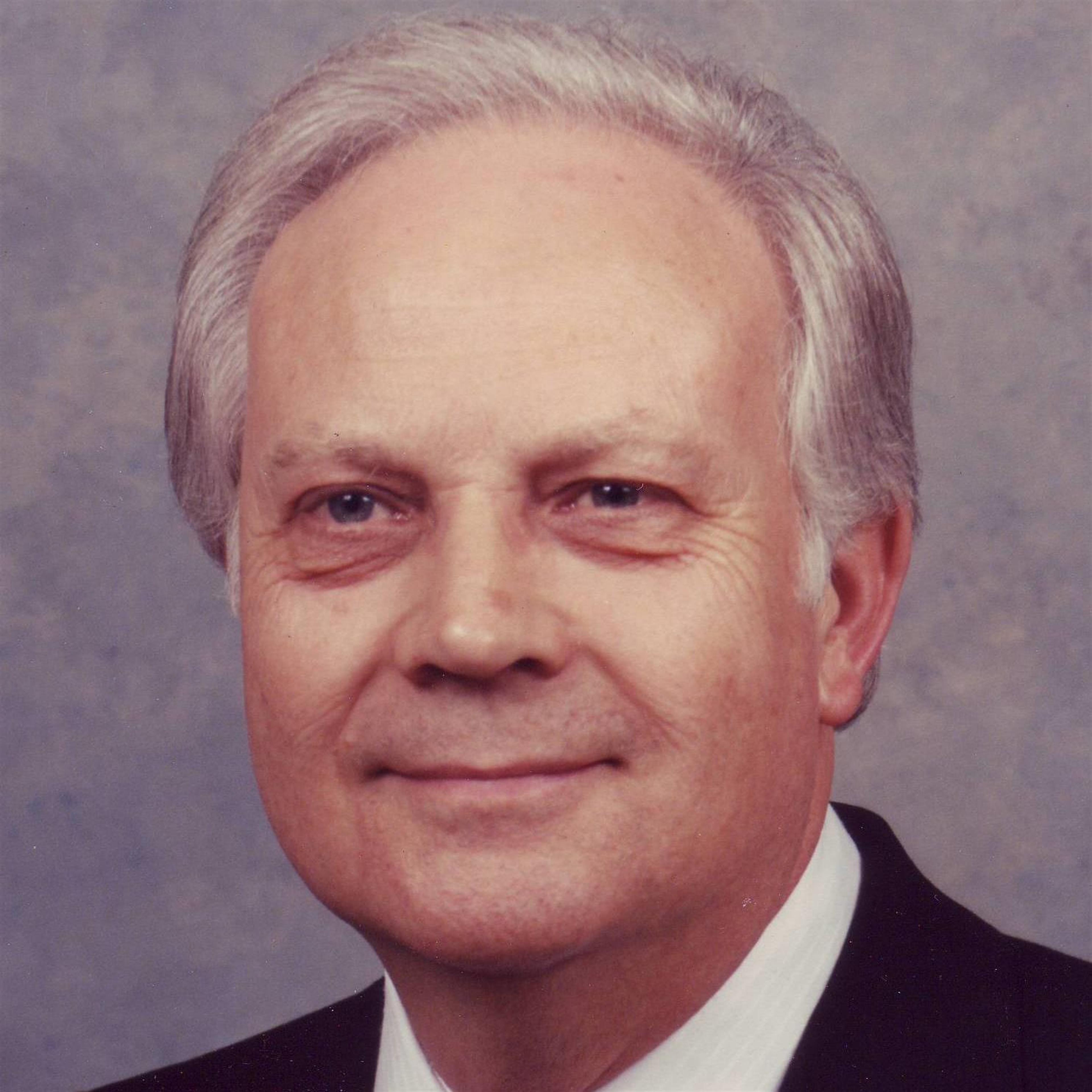   Rev. L. Junior Elam (Lebanon)