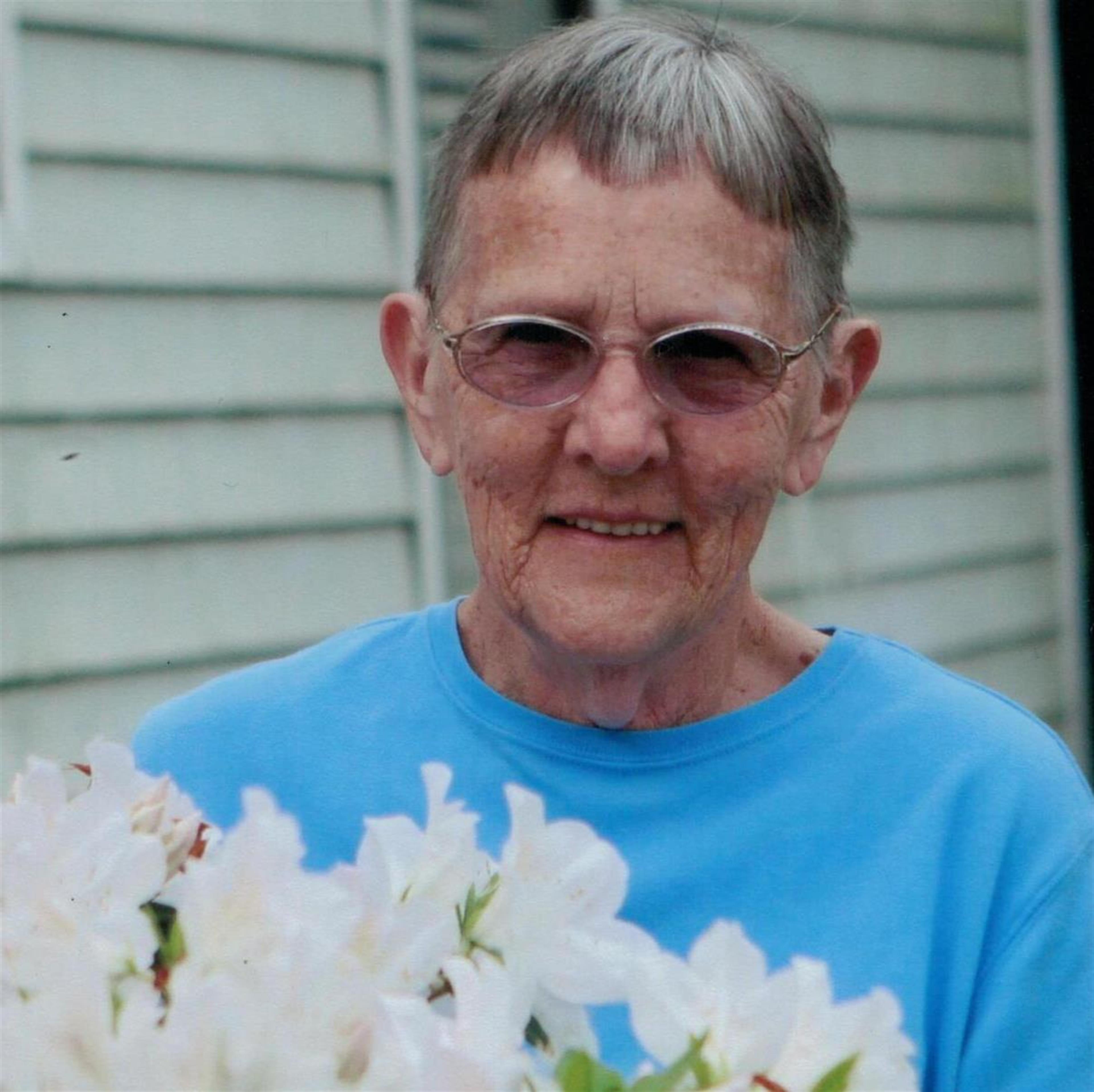 Mary Louise "Mickey"  Hodges