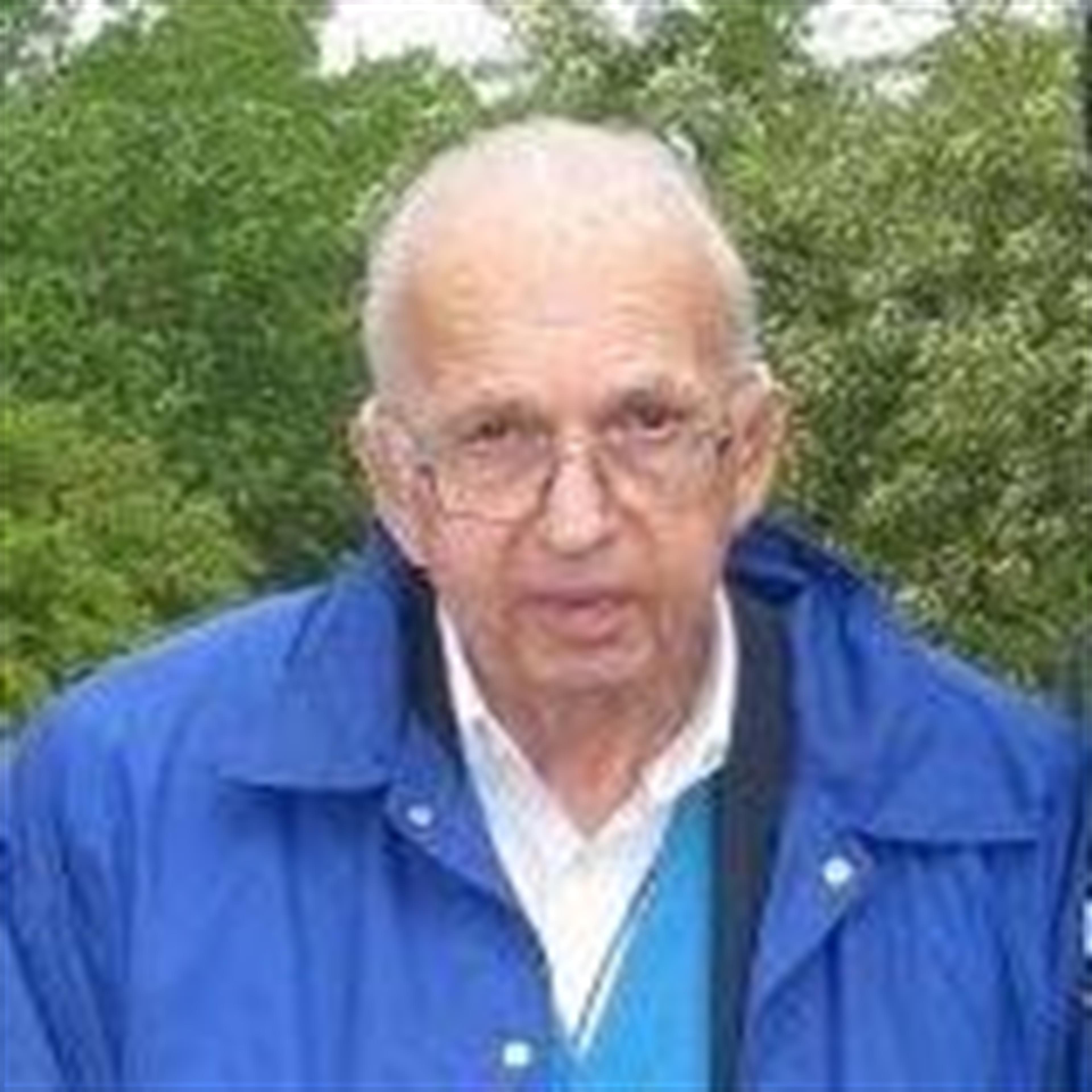 Dr. Robert R Mezer's obituary picture