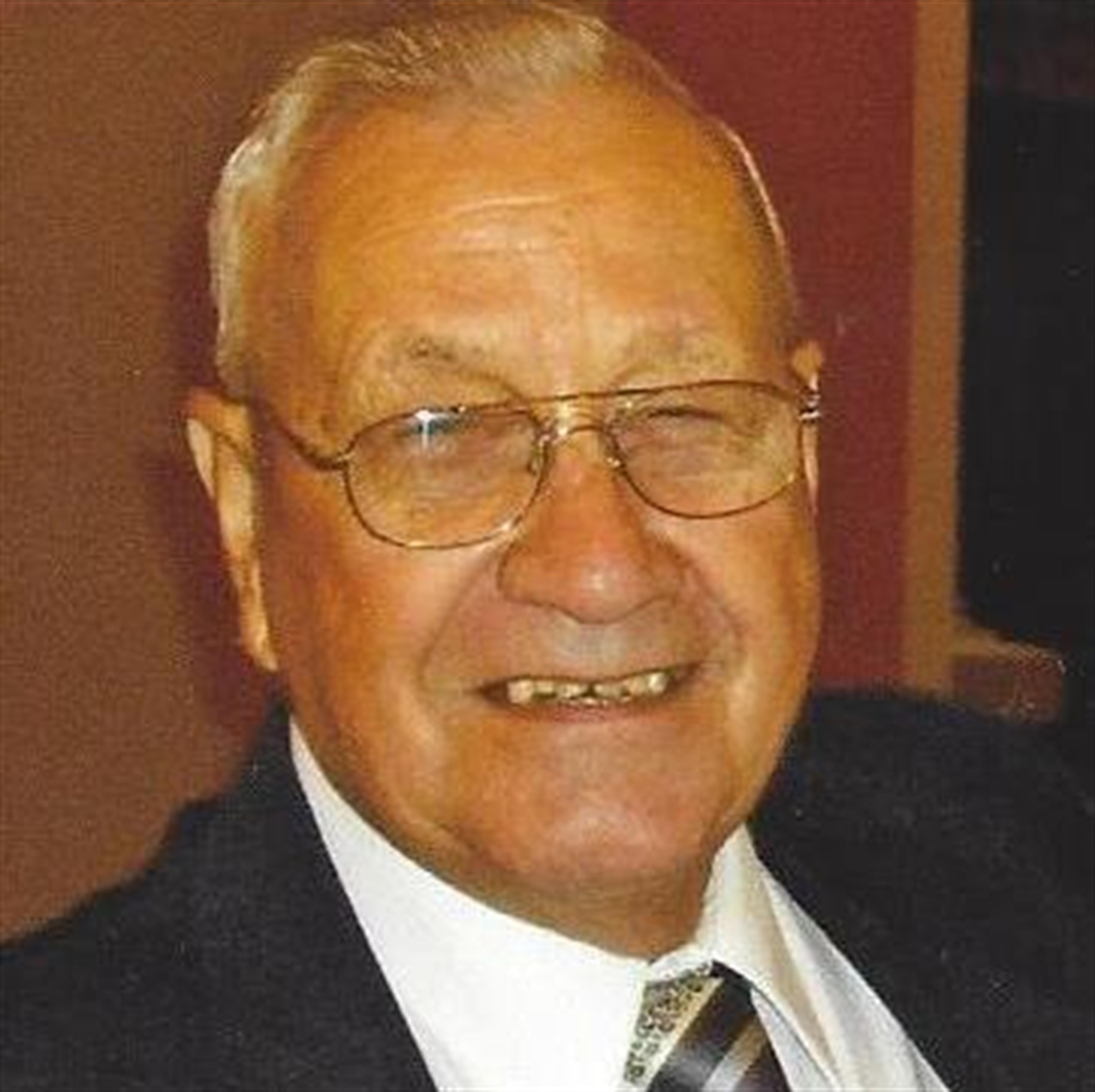 Mr. Kenneth Michael Markel