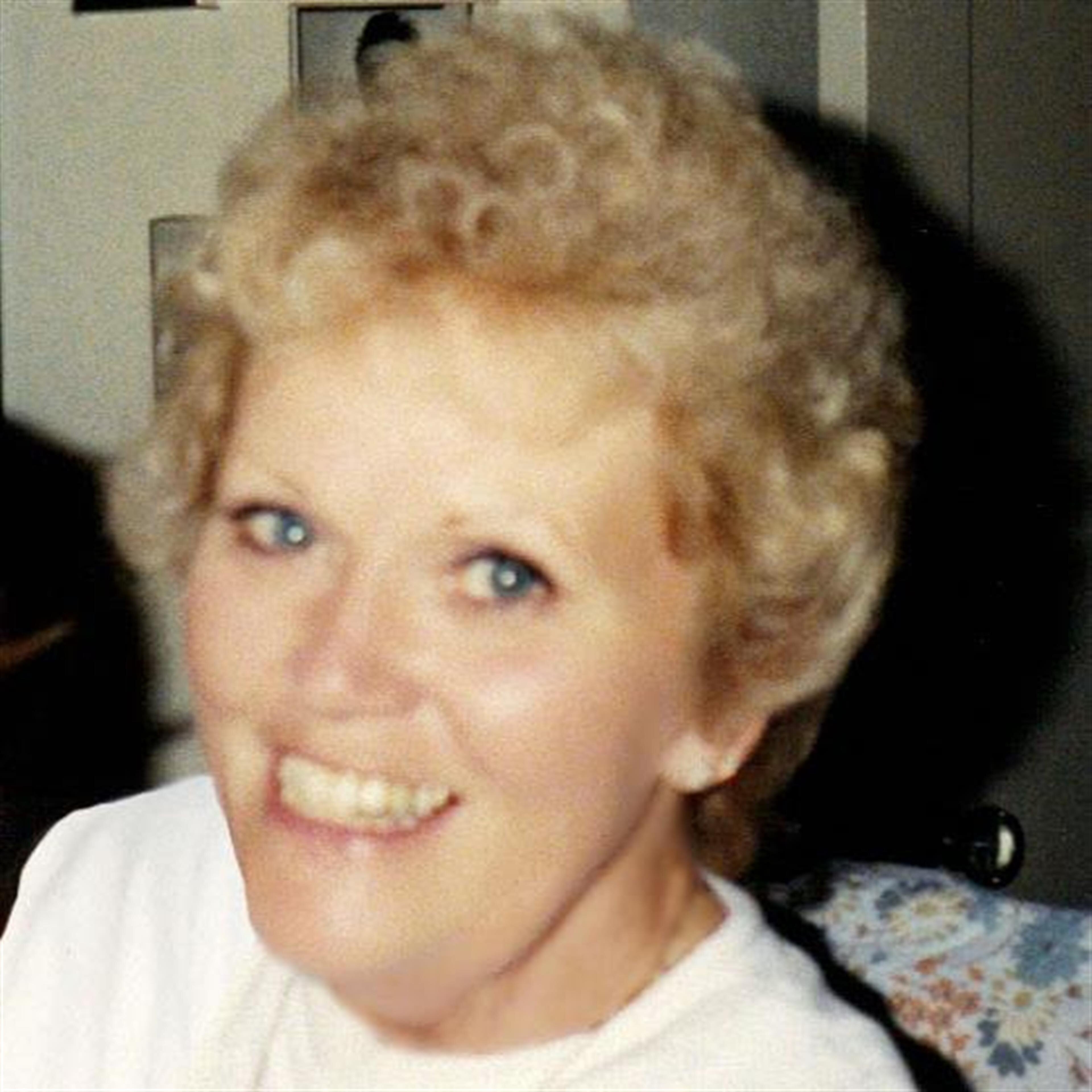 Mary Sharon (Kavanagh) Salois