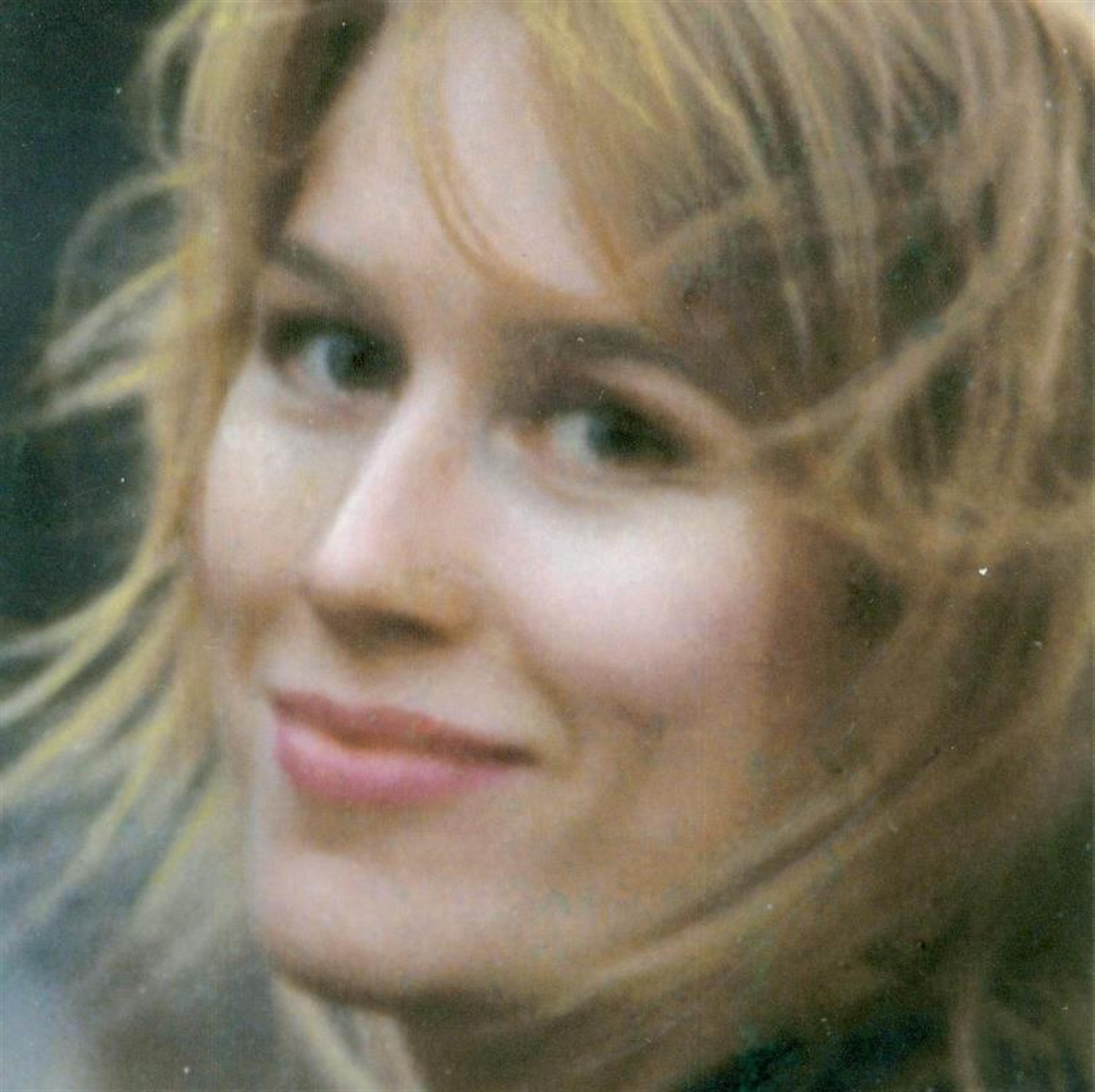 Ms. Nelly Evgeny Riekse's obituary picture