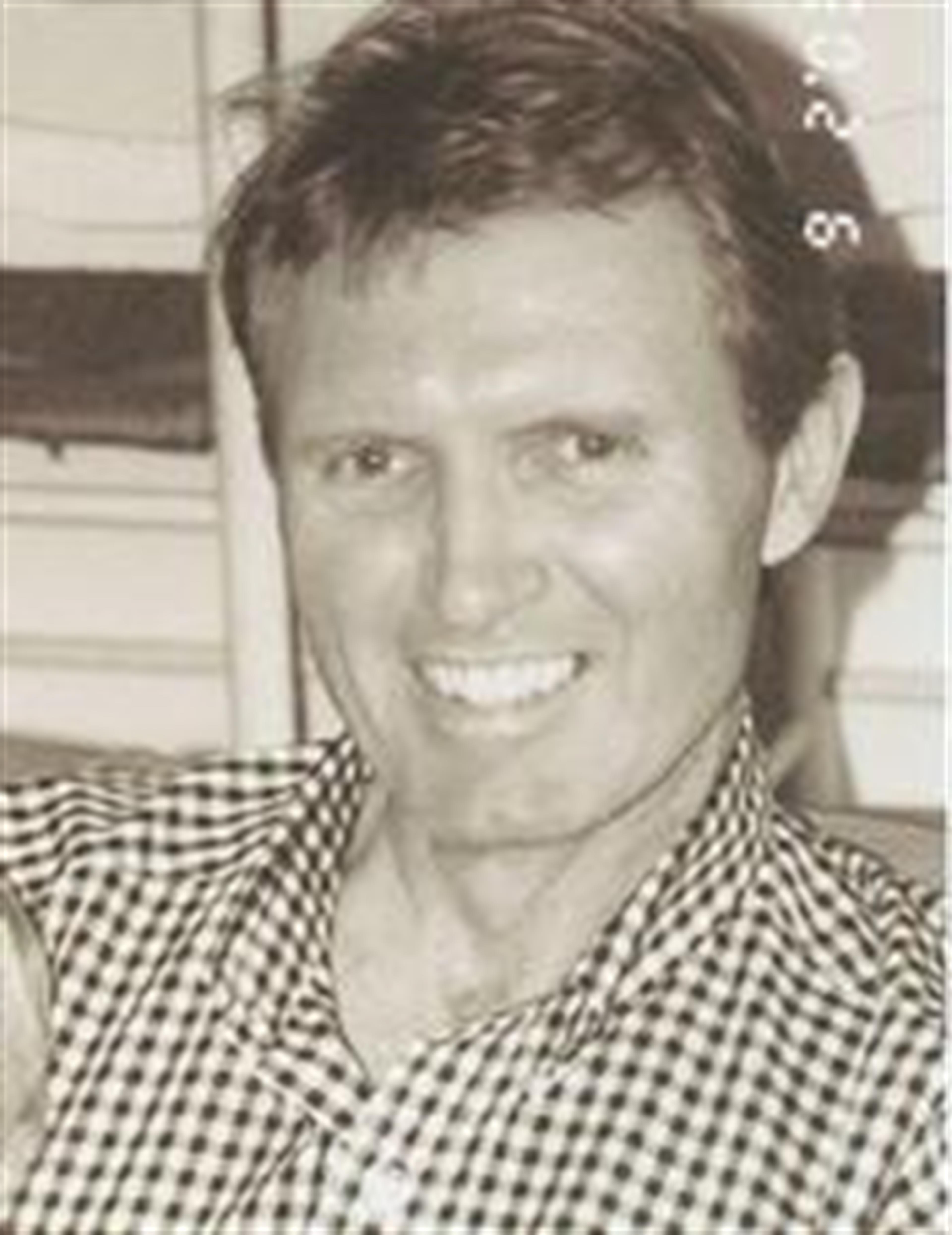 Ronald Vaughn Featherstone's obituary picture