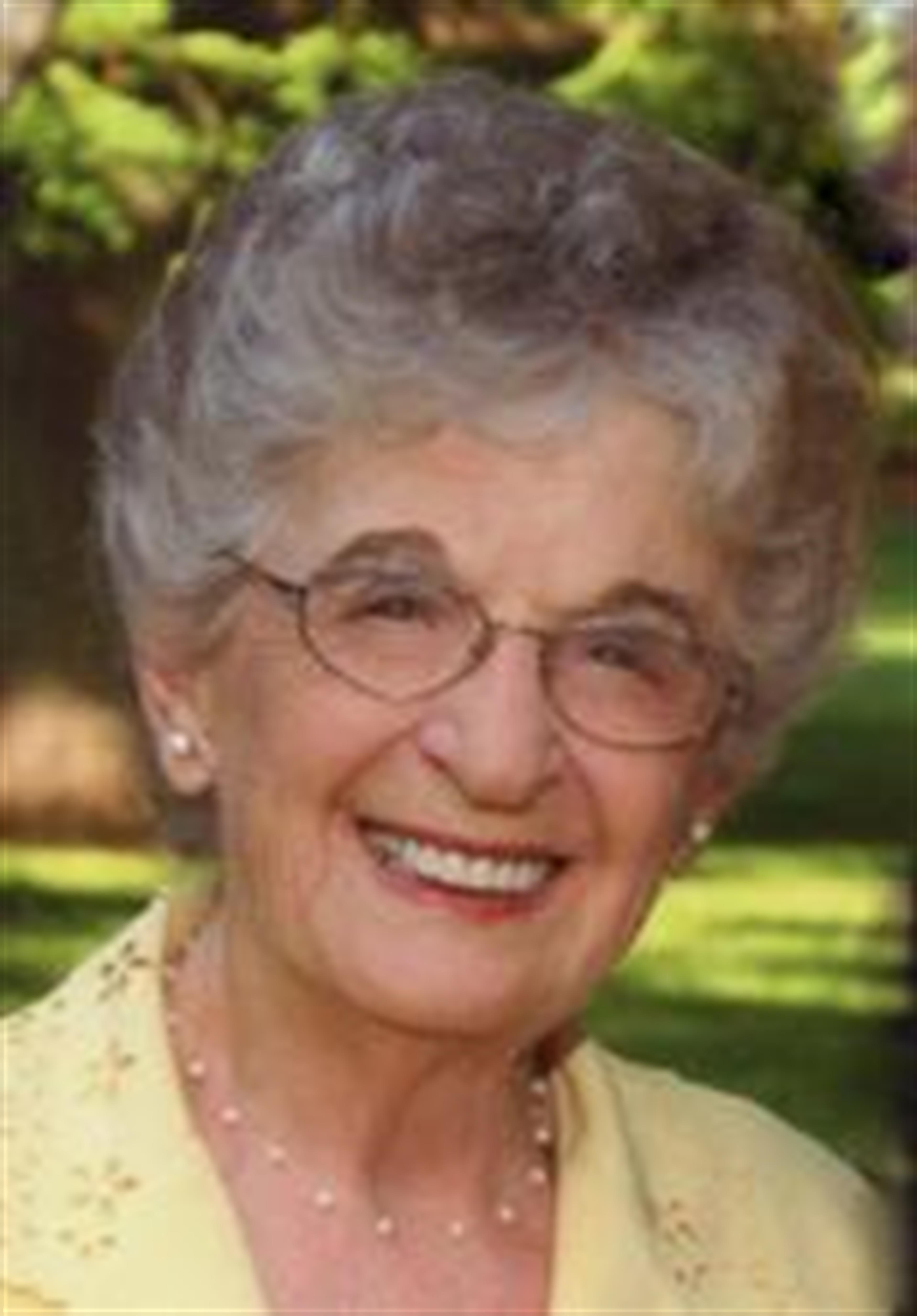 Delora Gray Garrett's obituary picture