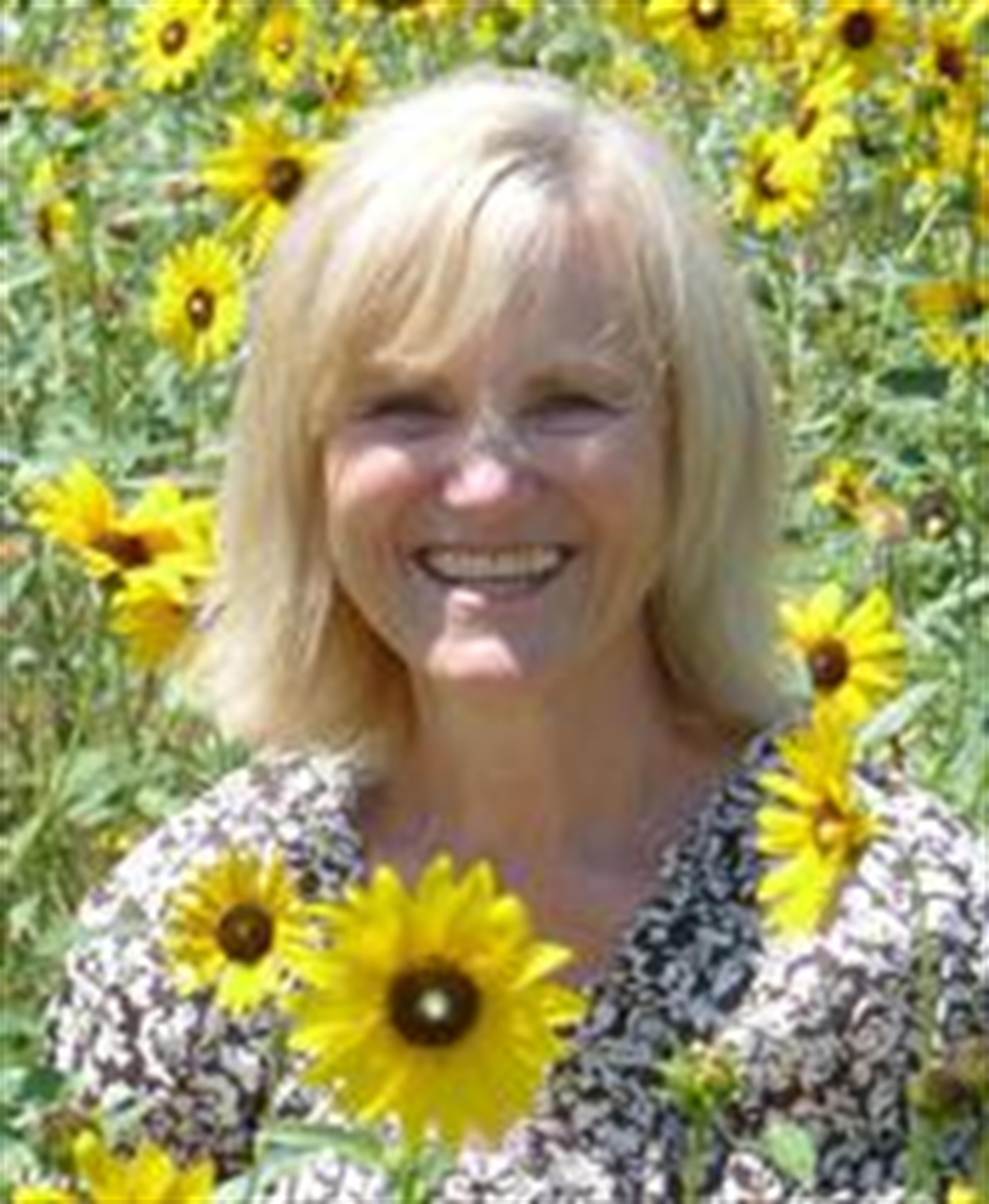 Solveig Elisabeth Jesperson's obituary picture