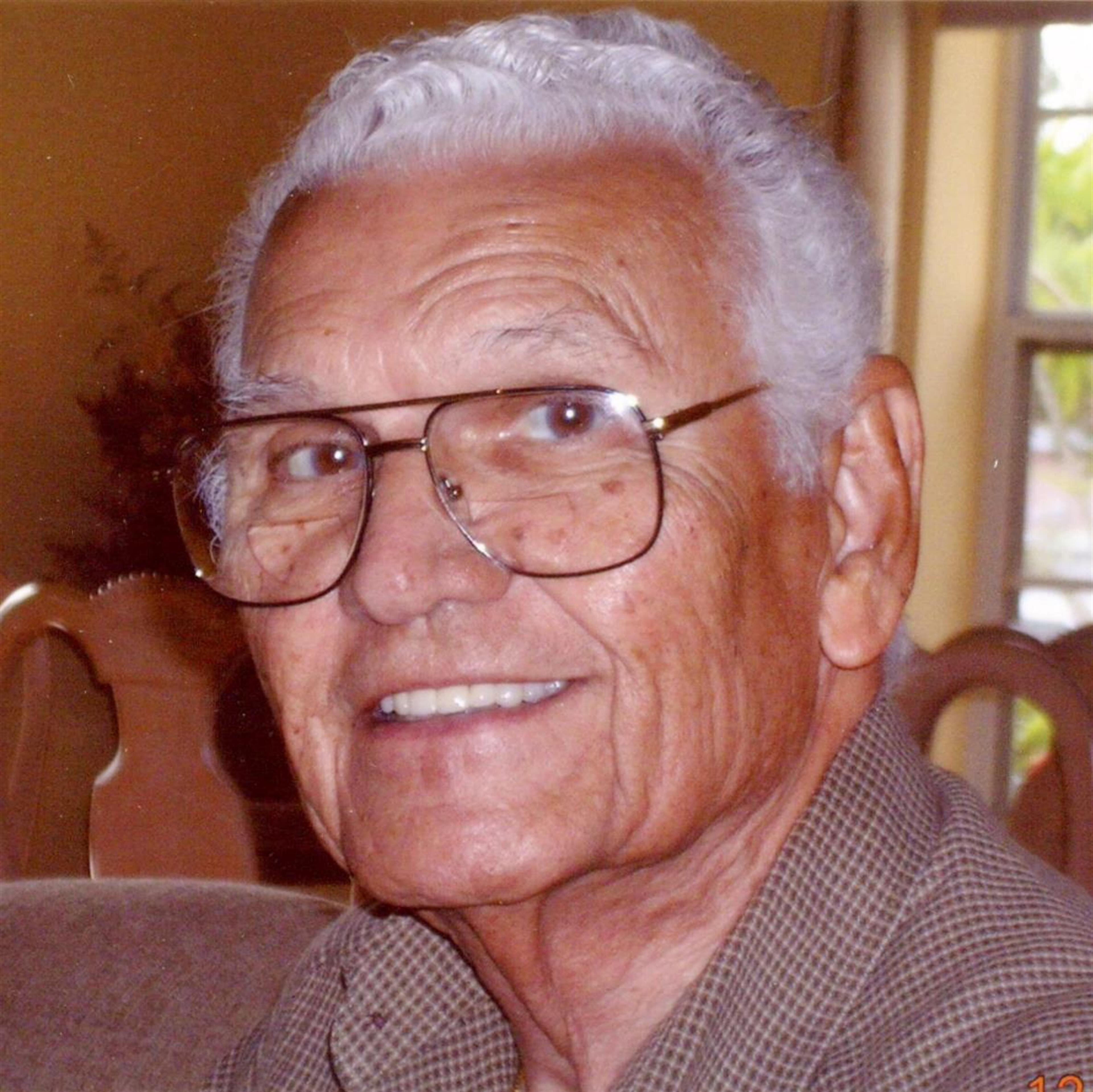 EUGENIO REINALDO GUTIERREZ