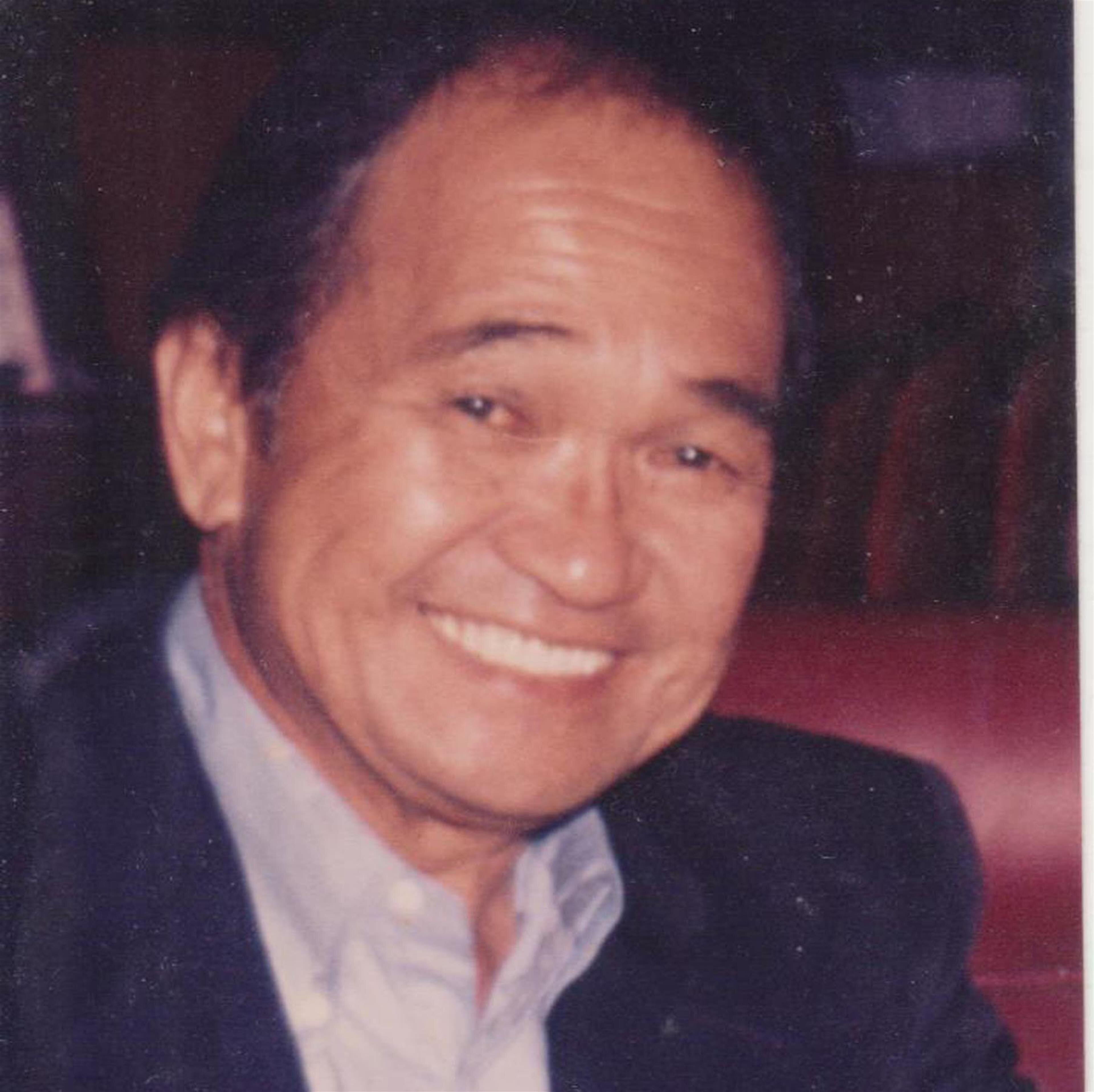 Solomon  Lee