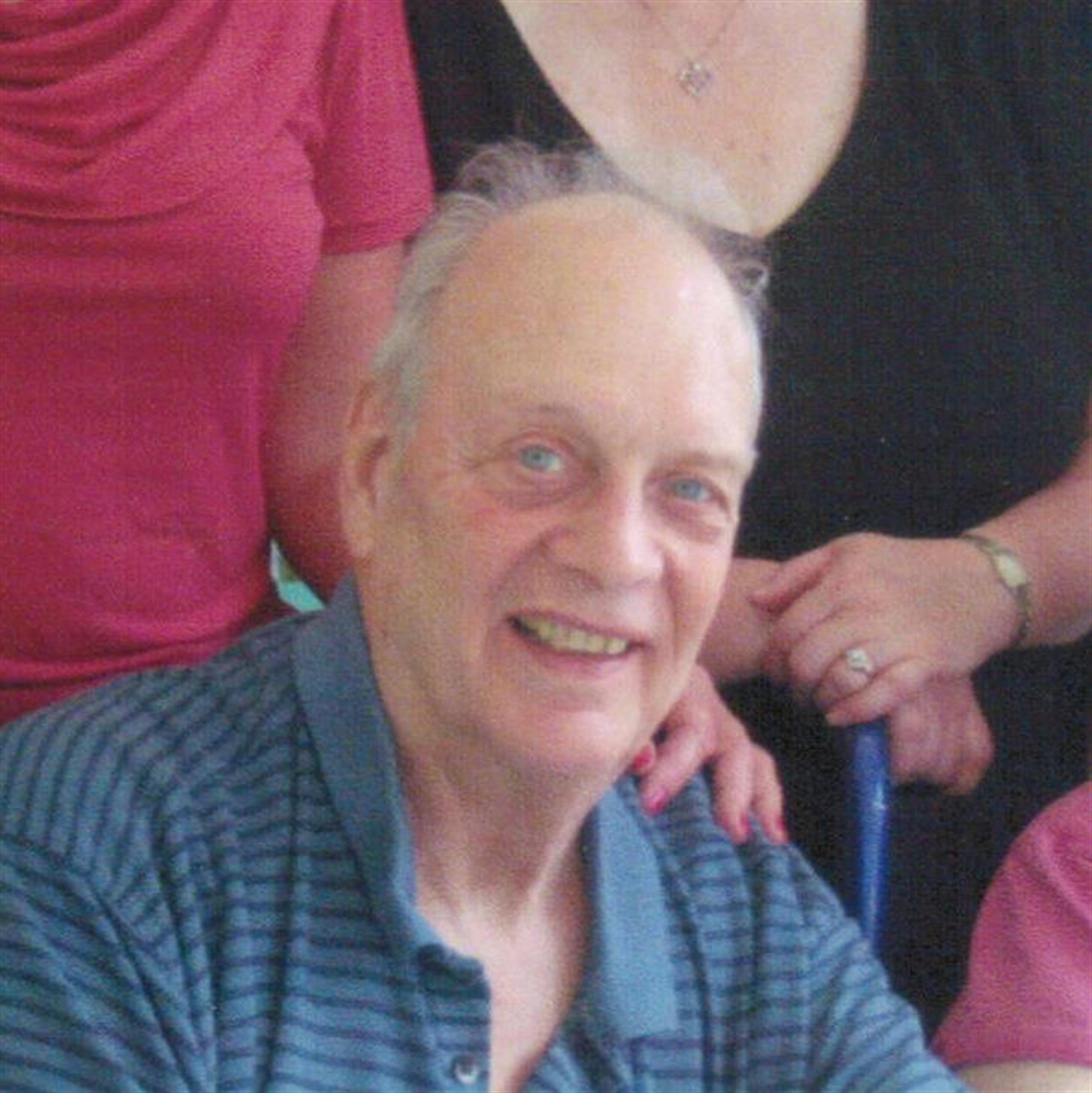 Ralph Gardner Simons