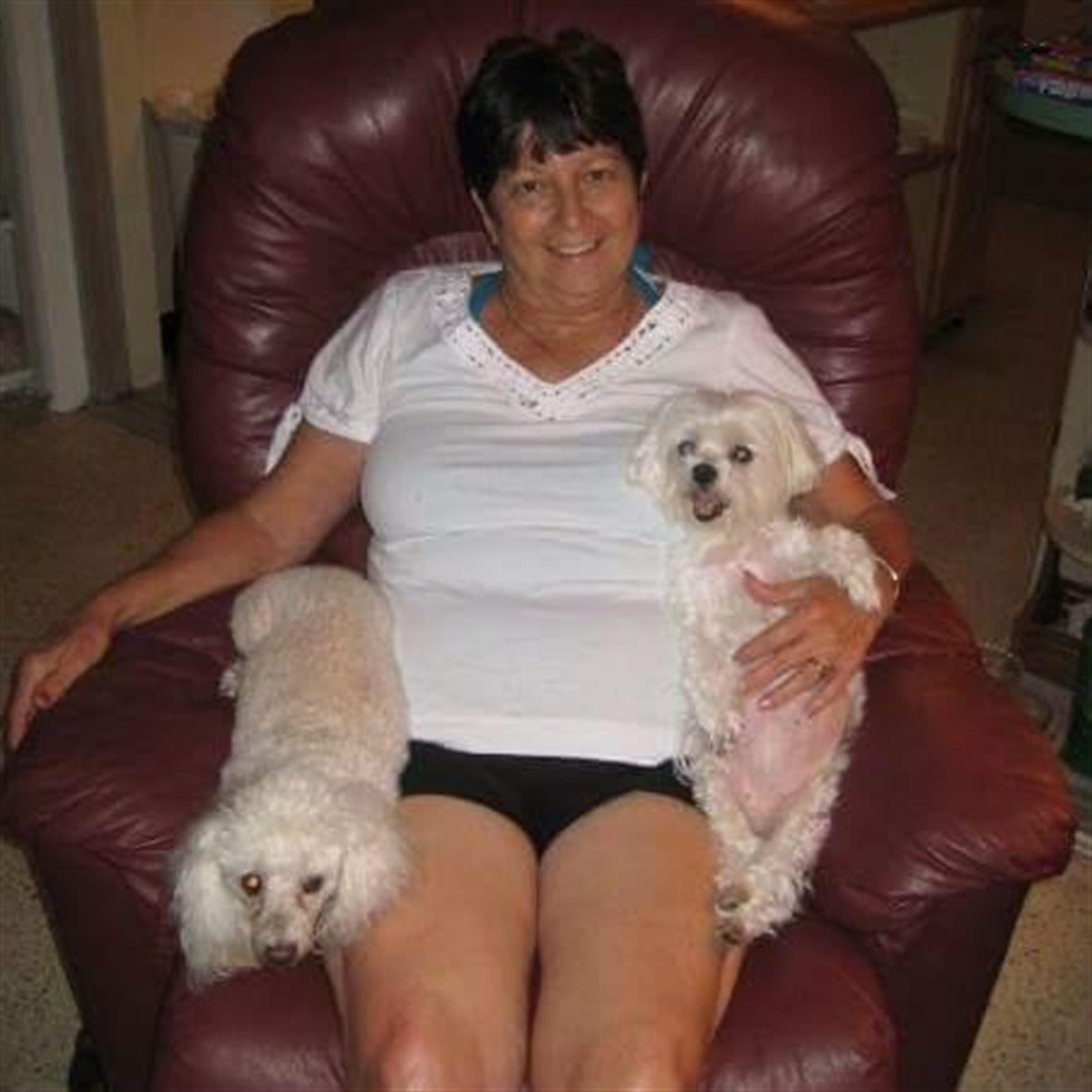 Edna  Baisden