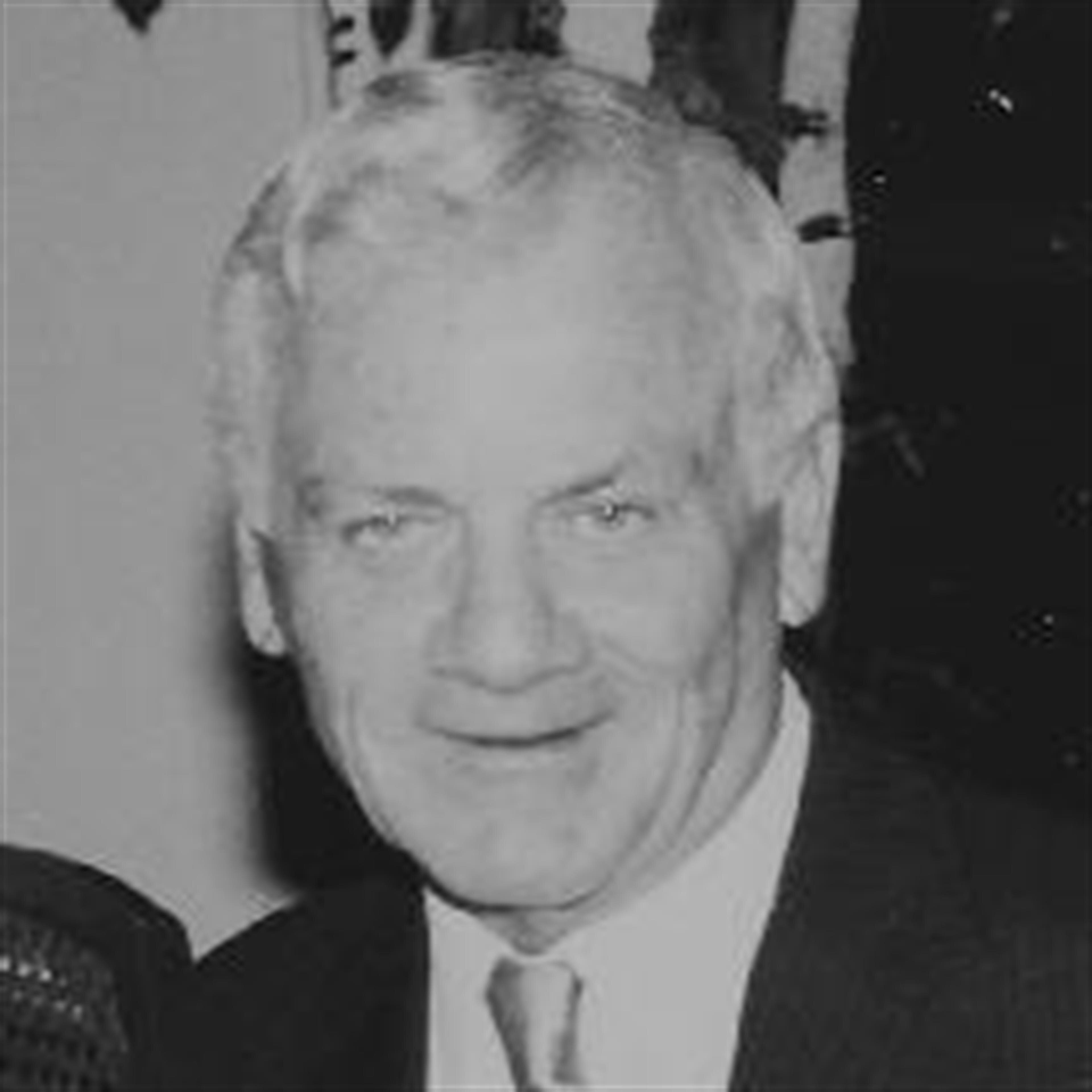VICTOR TUTAN
