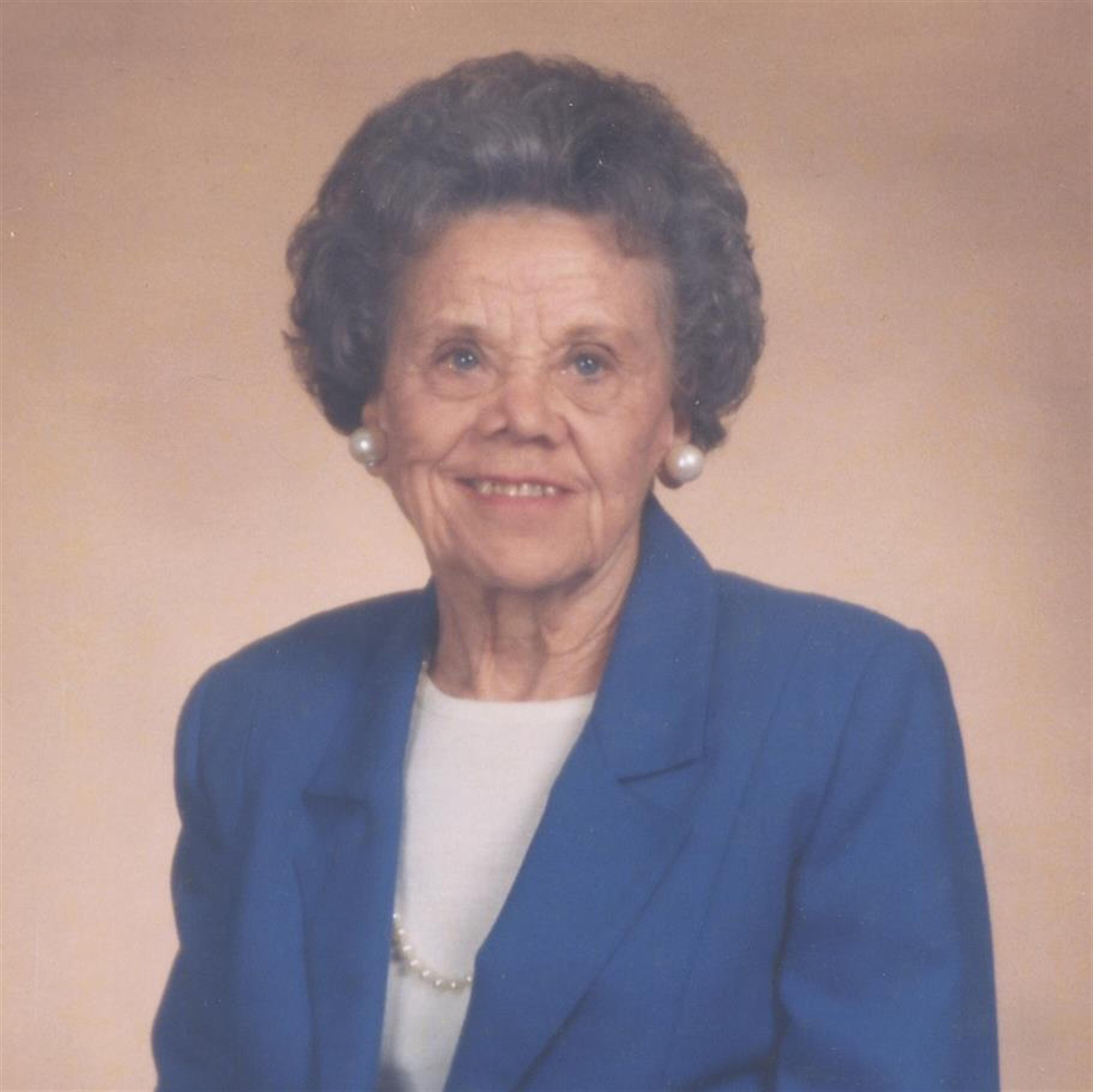 Mrs Milton Elizabeth Curtis Starnes
