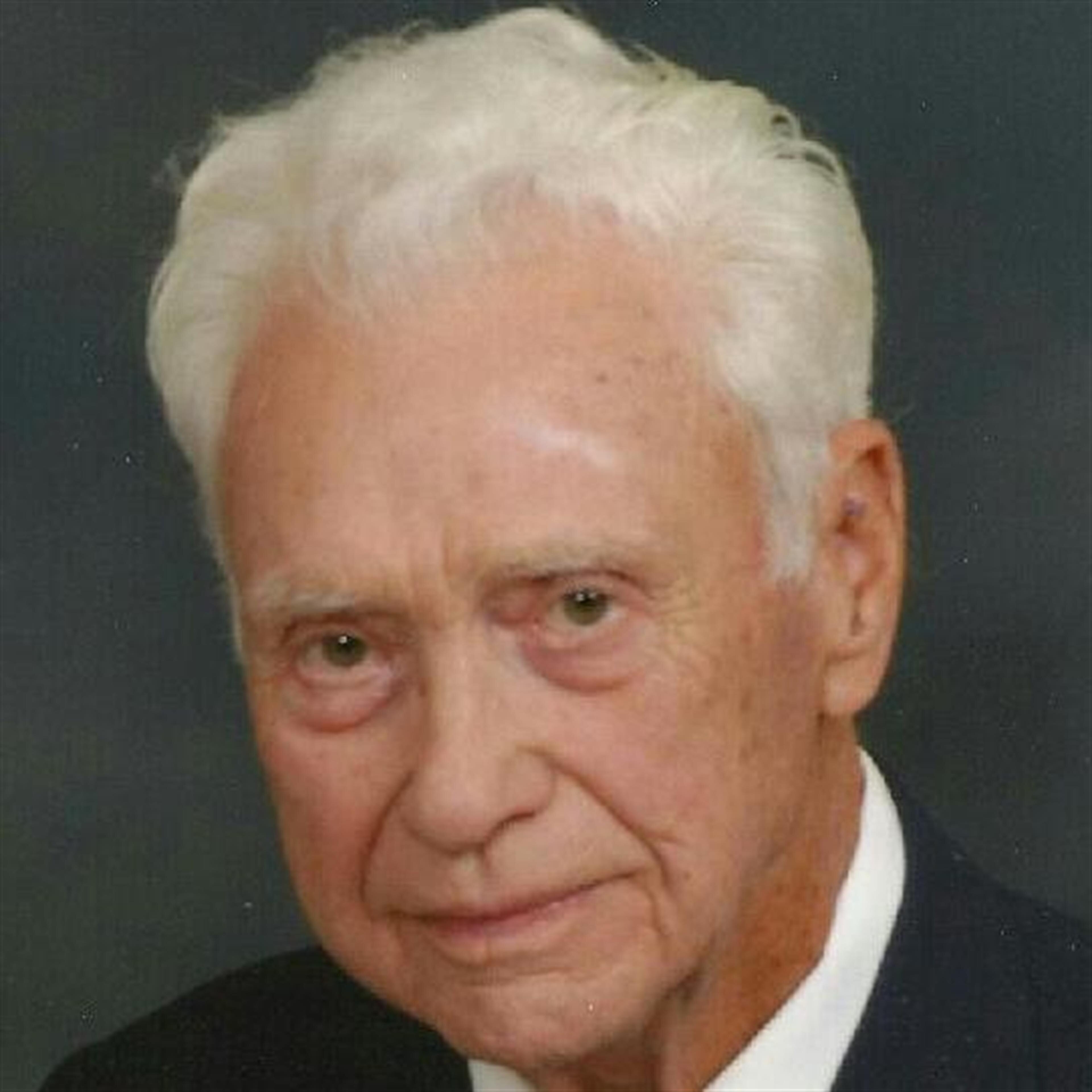 Edward R Crawfoot