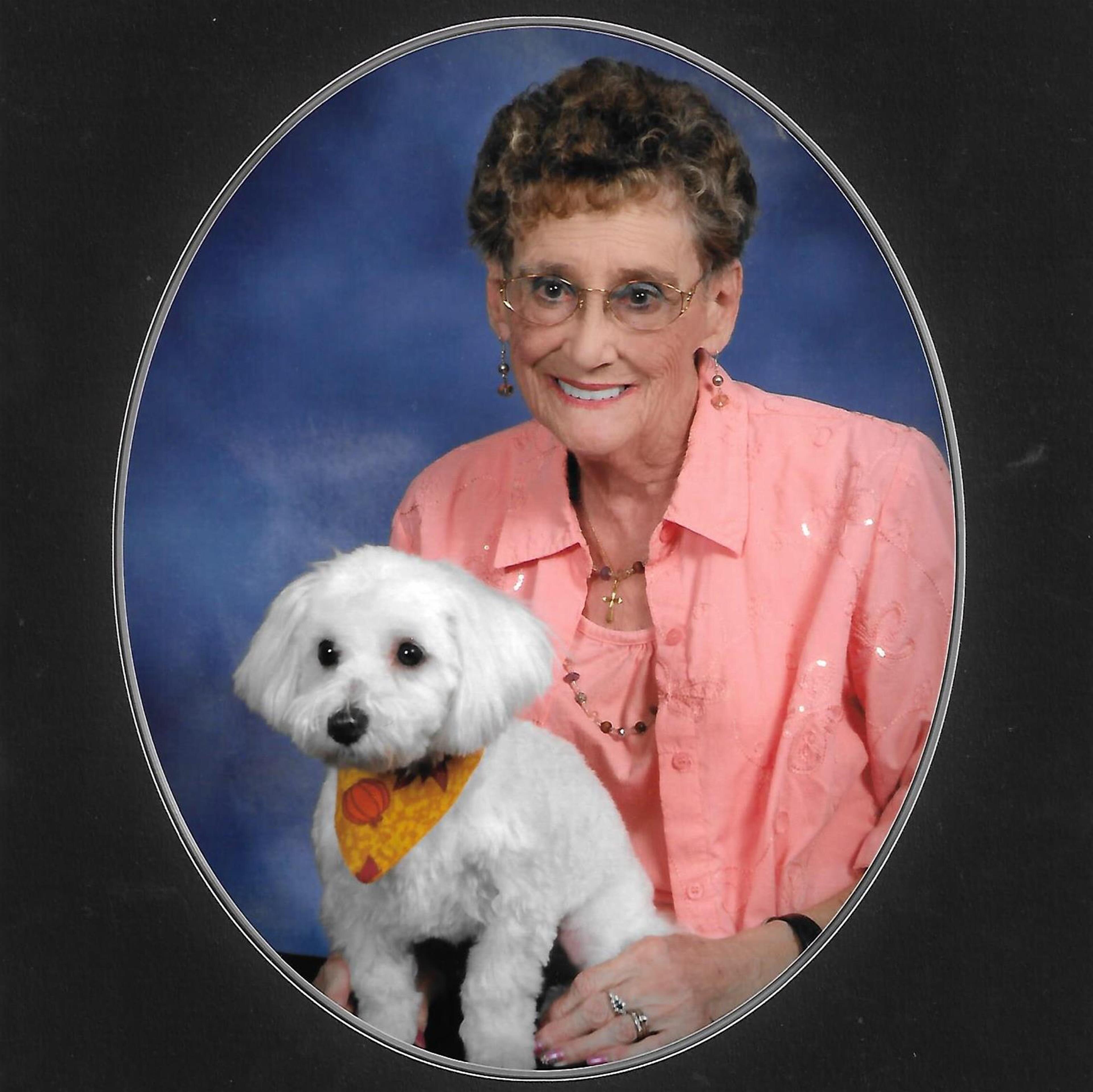 Dawn R Halleen