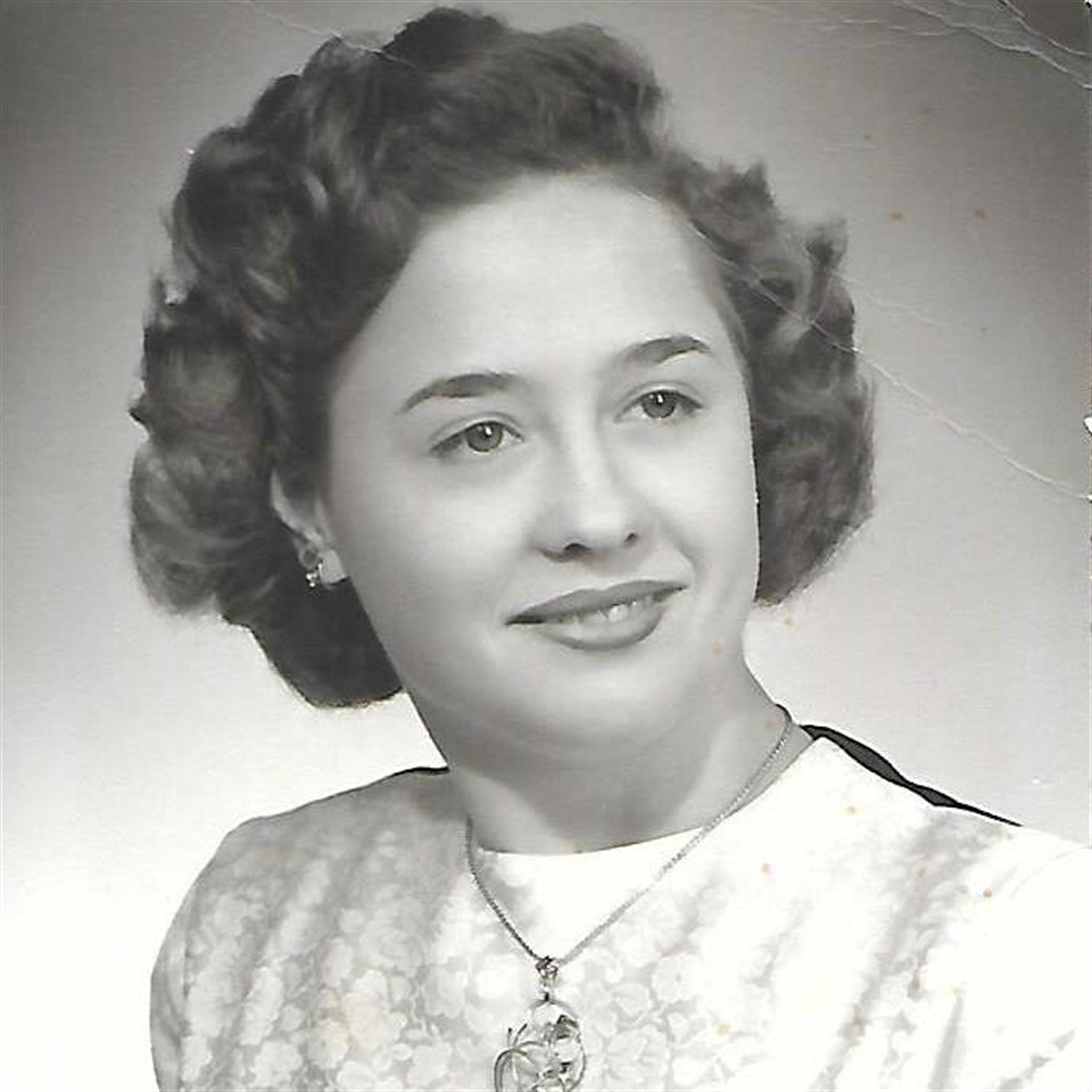 Laura "Louise" Bailey